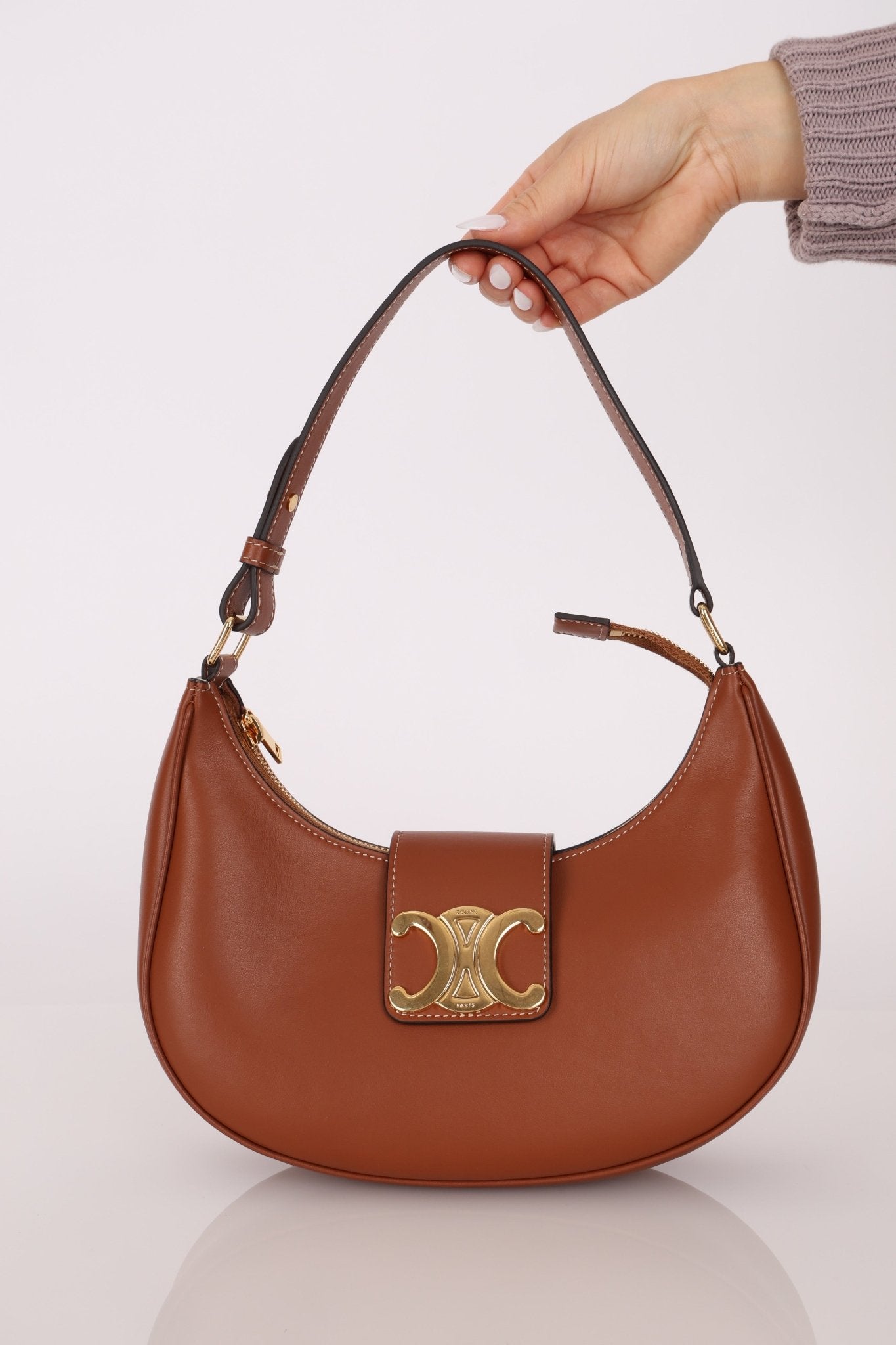 Celine Leather Triomphe Ava Shoulder Bag - FashioNica