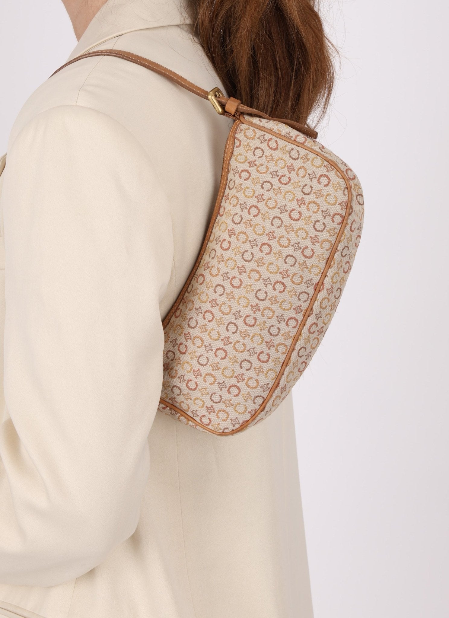 Celine Triomphe Zip Pochette - FashioNica