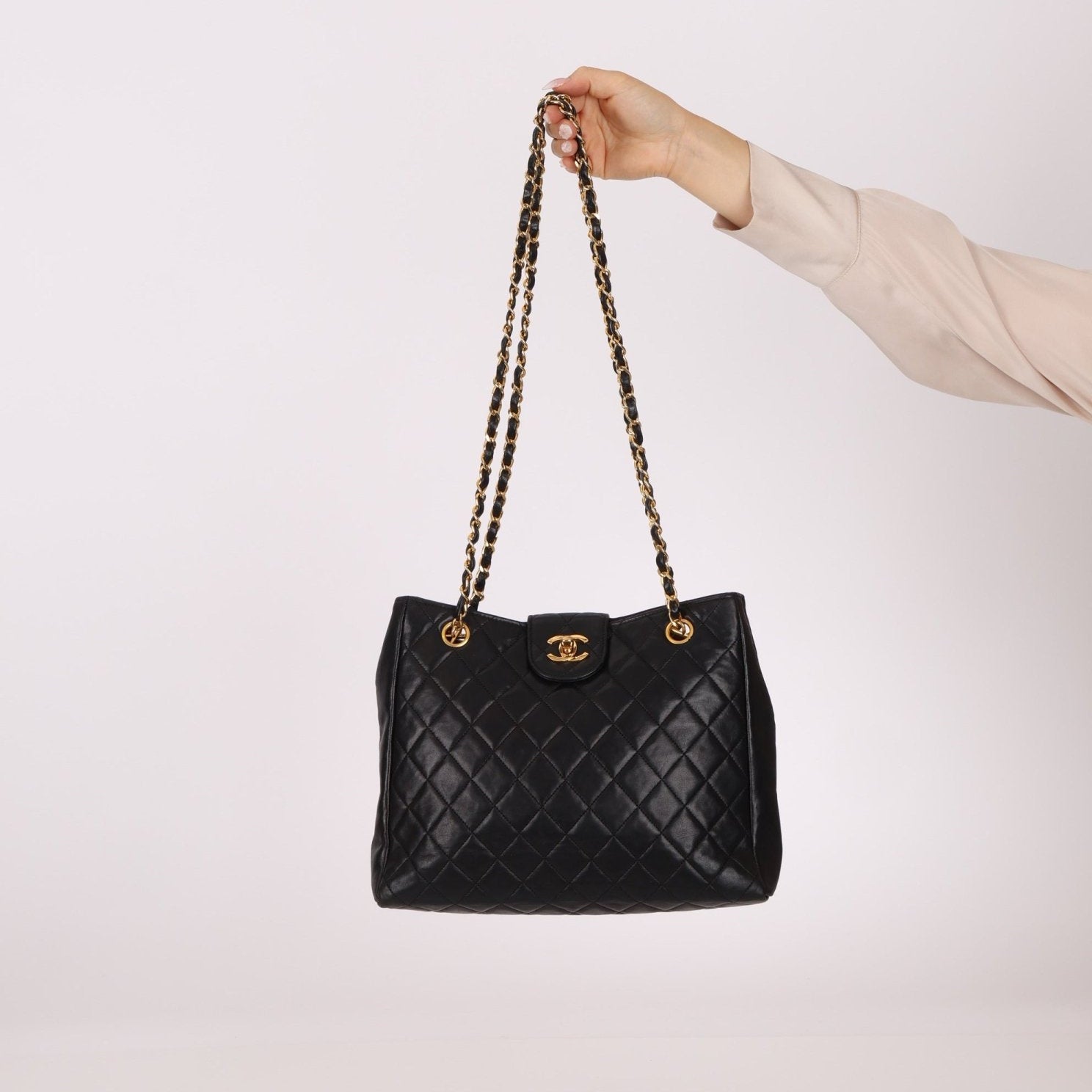 Chanel 1986 Lambskin Turnlock Chain Tote 24K GP - FashioNica