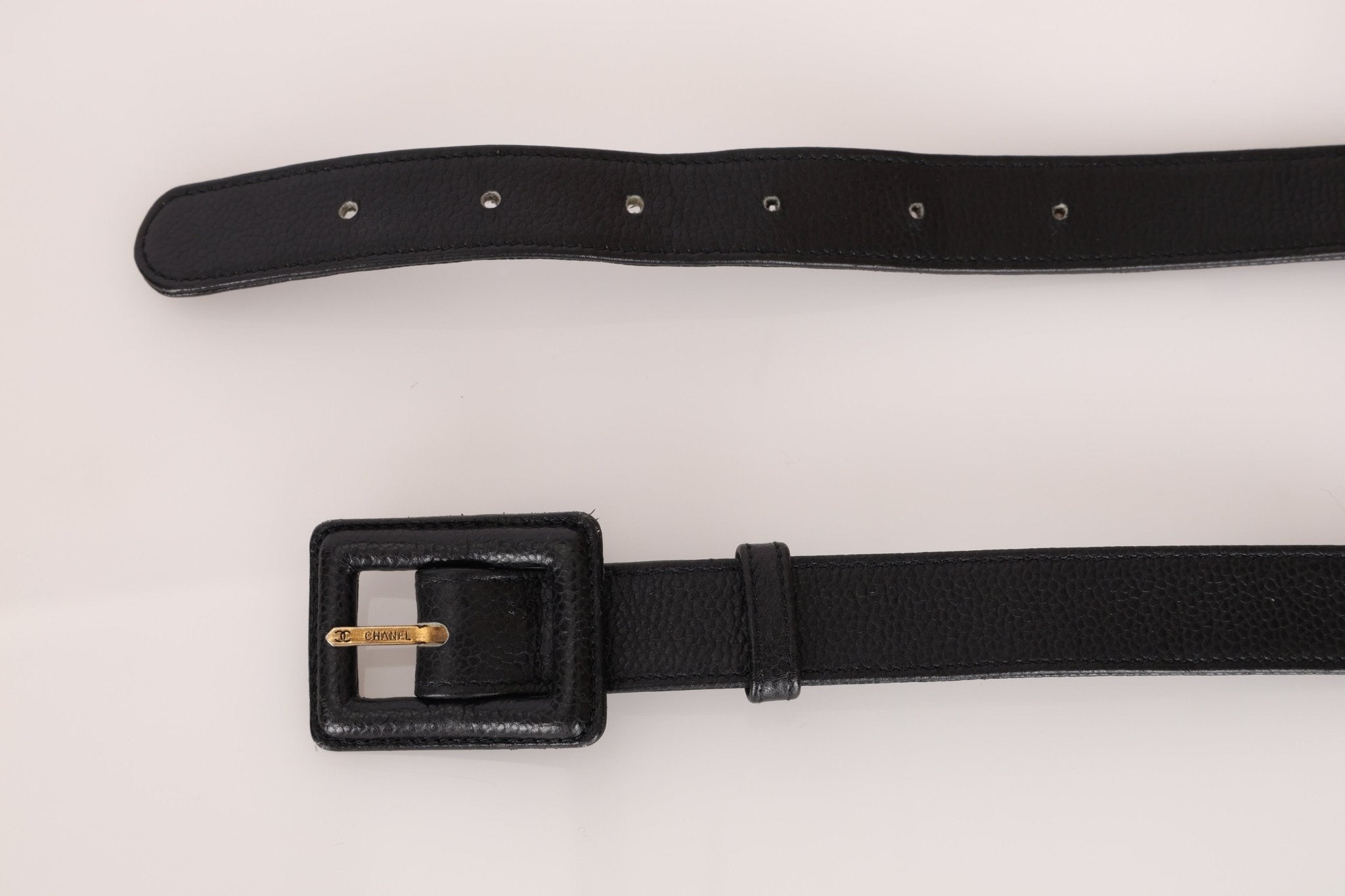 Chanel 1989 24K GP Caviar Turnlock Flap Waist Bag - FashioNica