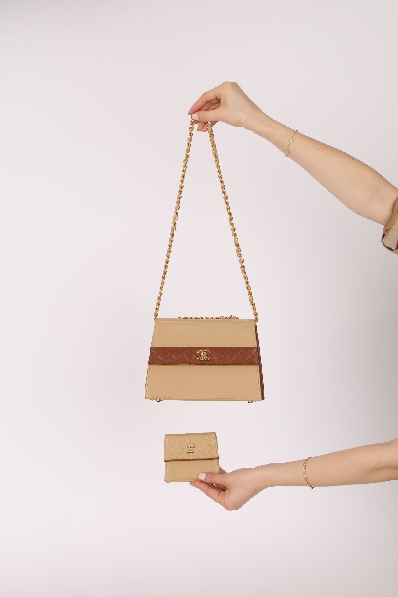 Chanel 1989 Lambskin Two - Tone Trapezoid Single Flap w/ Cardholder - FashioNica