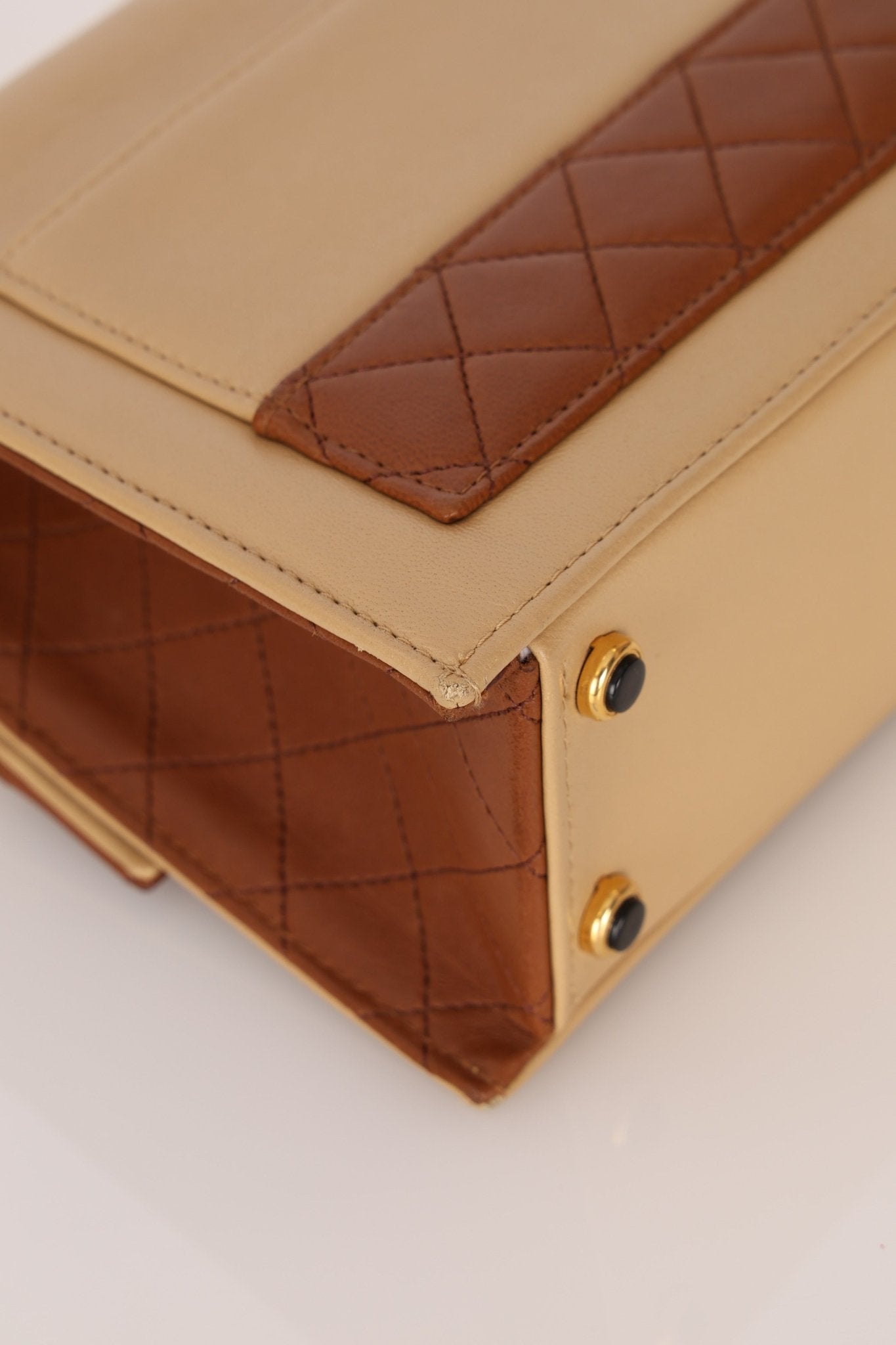 Chanel 1989 Lambskin Two - Tone Trapezoid Single Flap w/ Cardholder - FashioNica