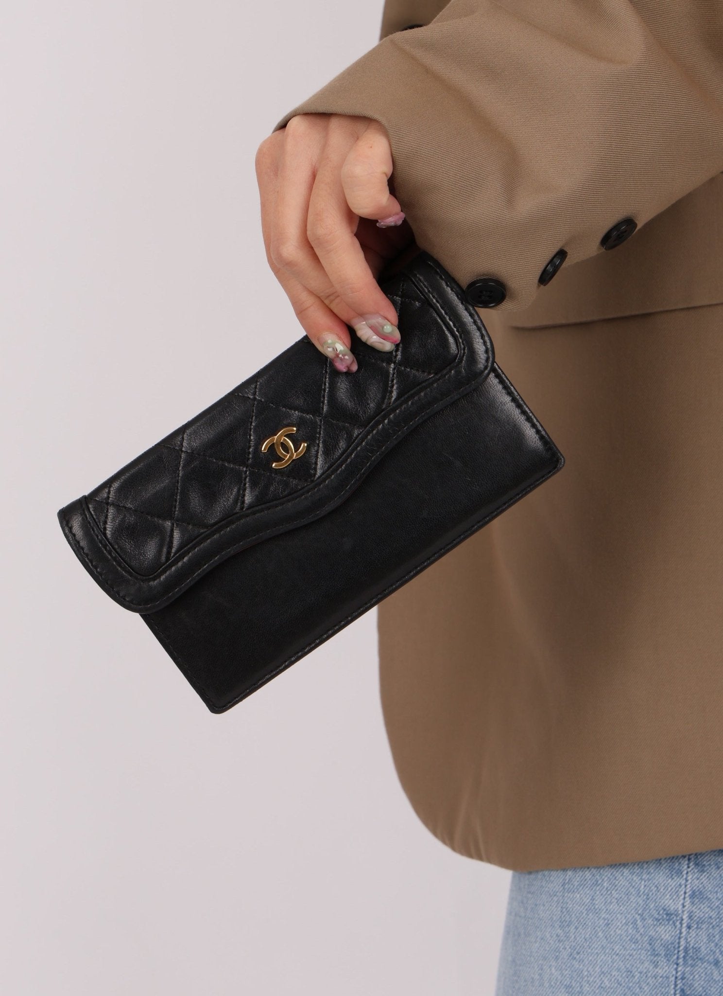 Chanel 1989 Vintage Lambskin Wave Single Flap with Chanel Wallet - FashioNica