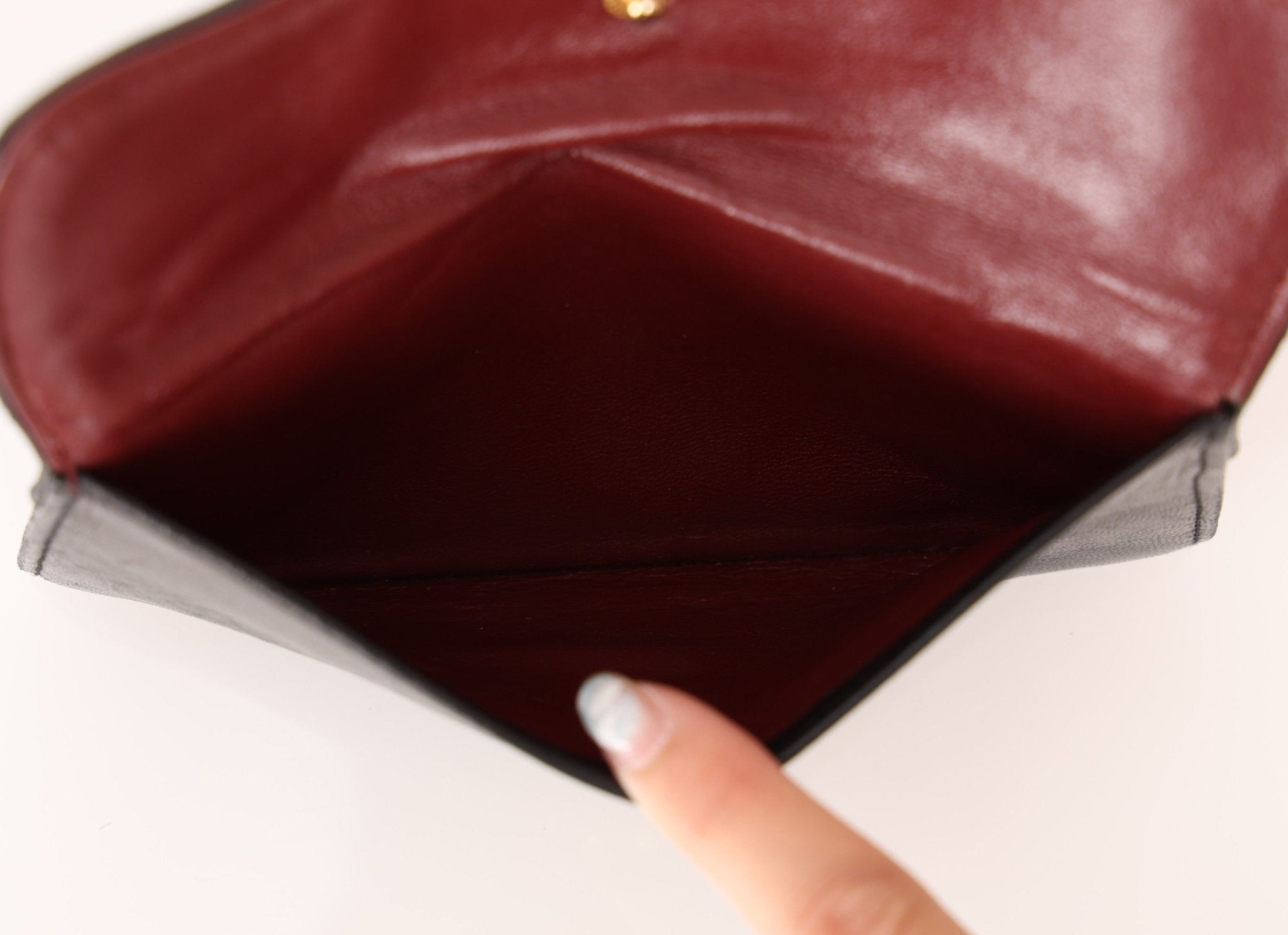 Chanel 1989 Vintage Lambskin Wave Single Flap with Chanel Wallet - FashioNica