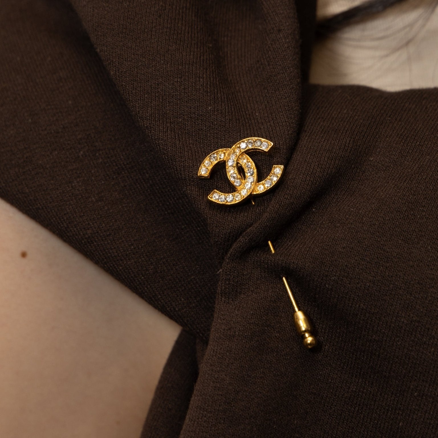 Chanel 1990s CC Crystal Brooch 24K GP - FashioNica