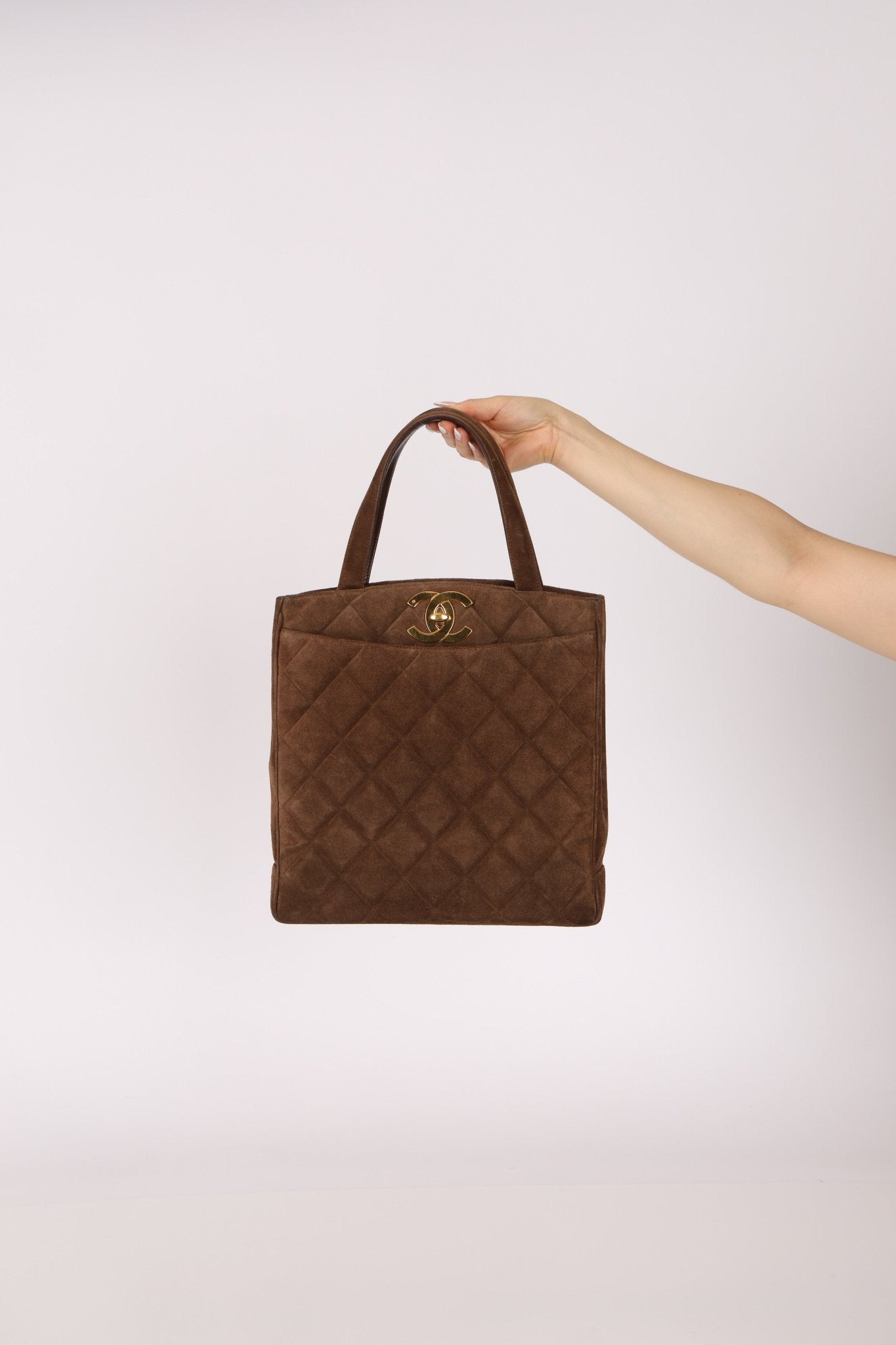 Chanel 1990s Suede Vertical Turnlock Tote 24K GP - FashioNica