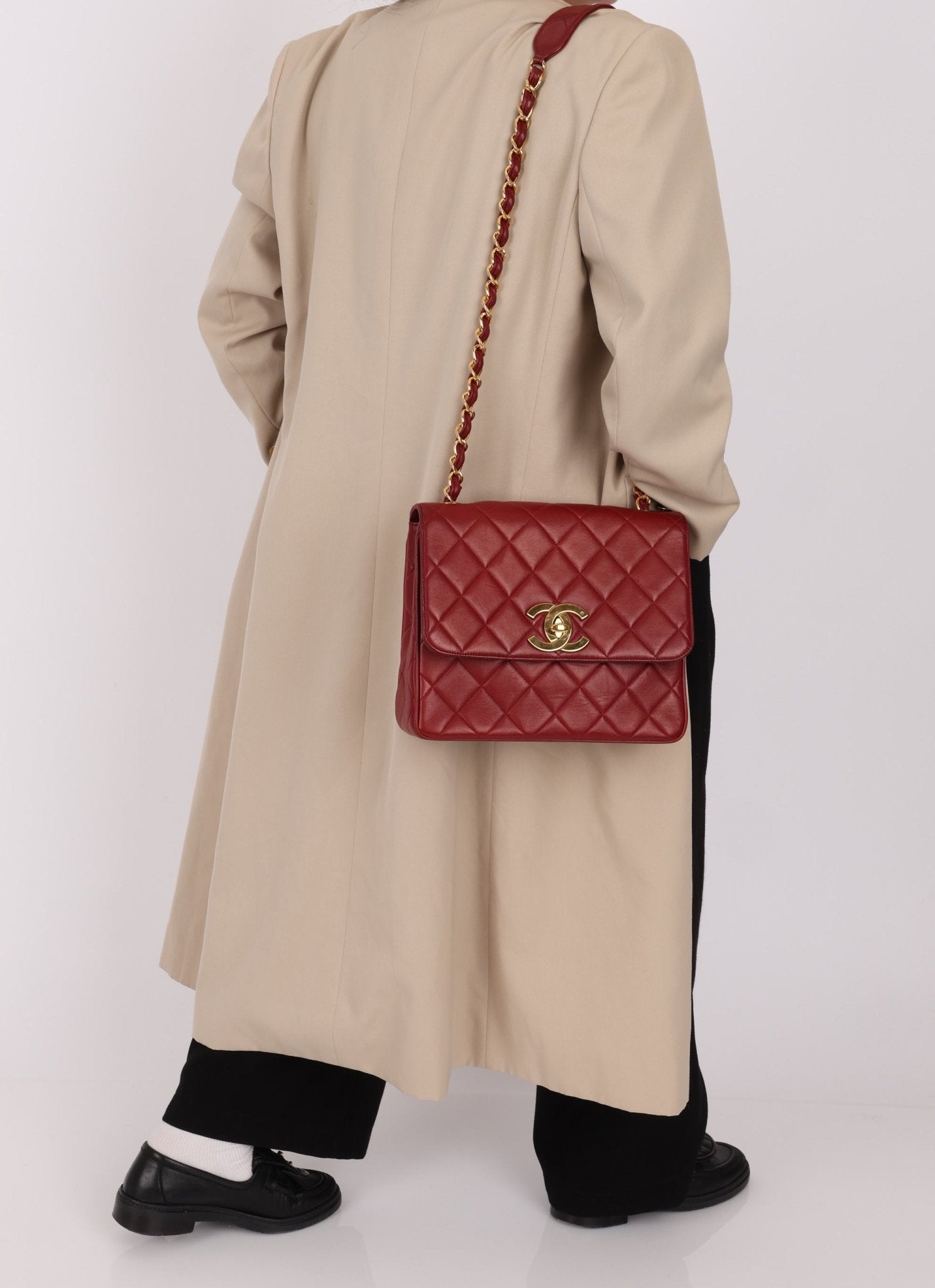 Chanel 1991 Bordeaux Lambskin XL Logo Turnlock Square Flap - FashioNica