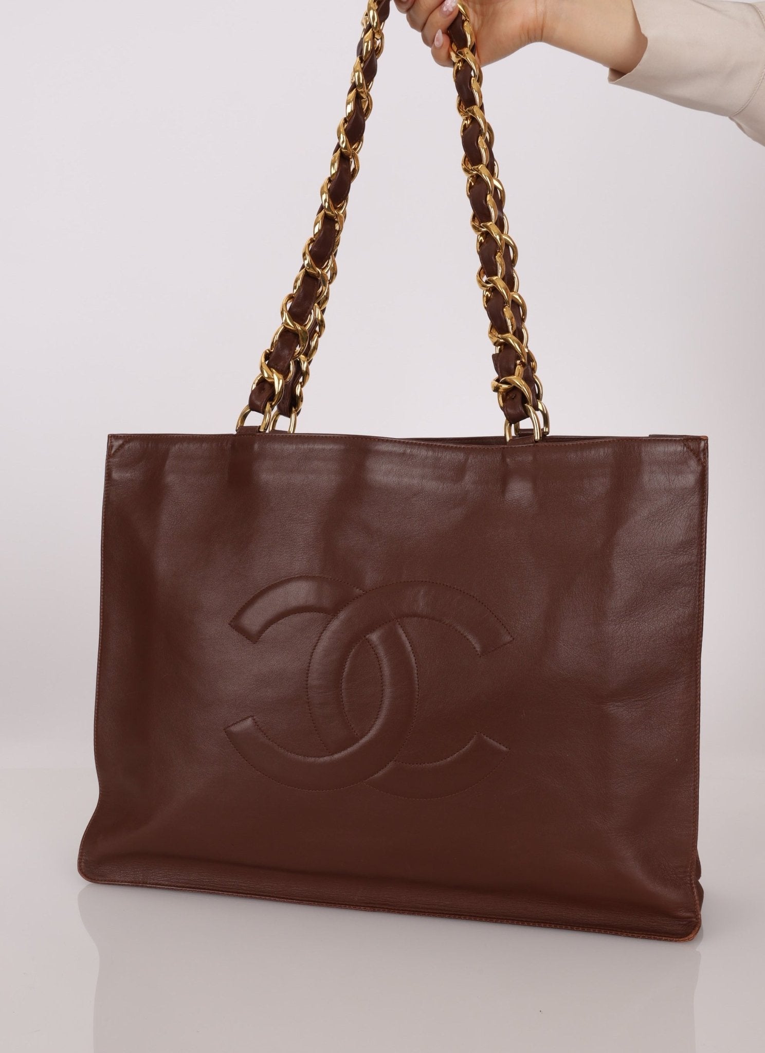 Chanel 1991 Calfskin Chocolate Chunky Chain Tote - FashioNica