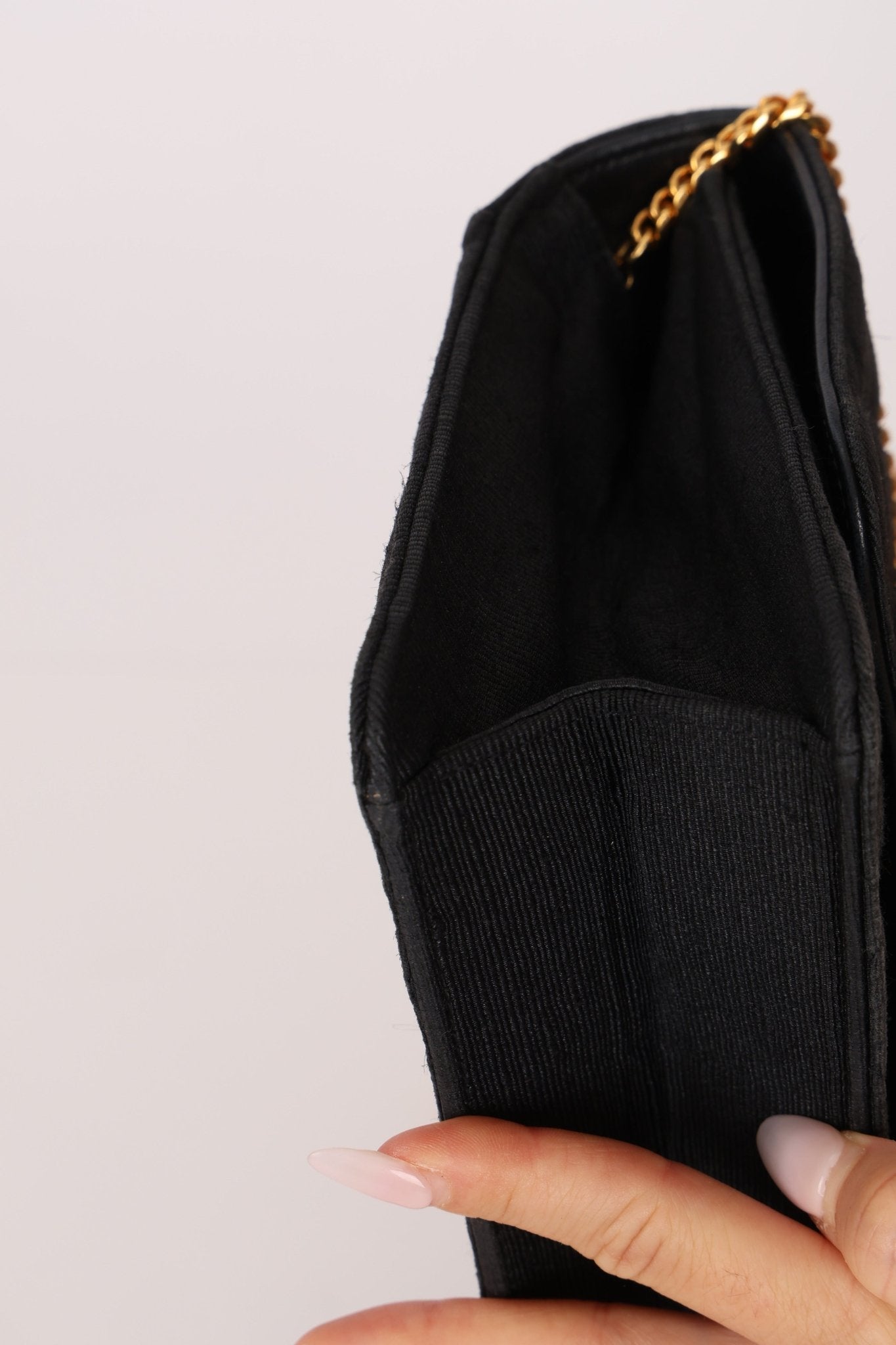 Chanel 1991 Grosgrain Chain Turnlock Single Flap 24k GP - FashioNica