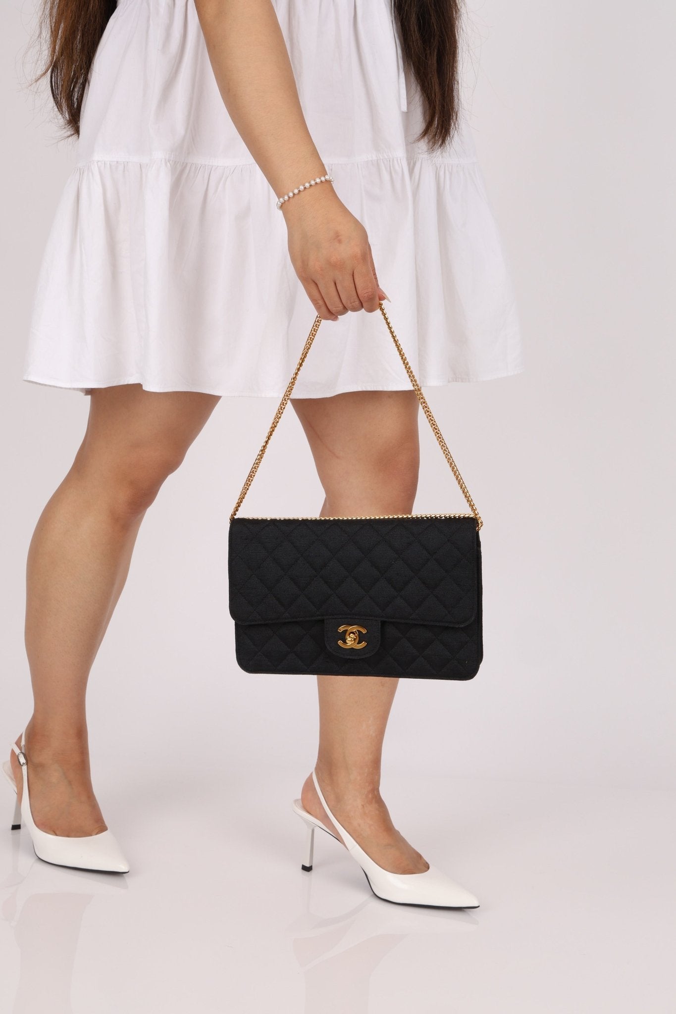 Chanel 1991 Grosgrain Chain Turnlock Single Flap 24k GP - FashioNica