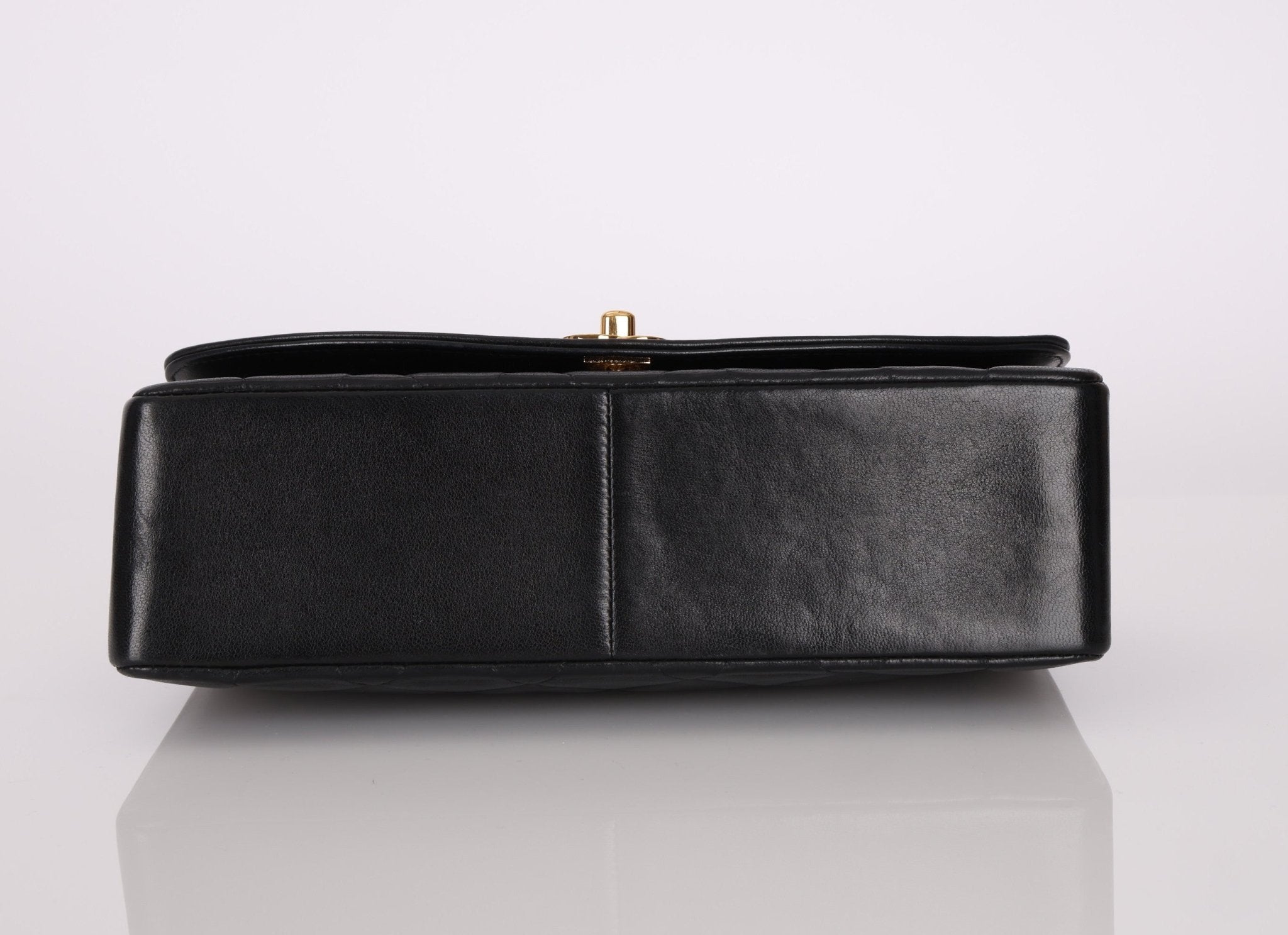 Chanel 1991 Lambskin Medium Diana - FashioNica