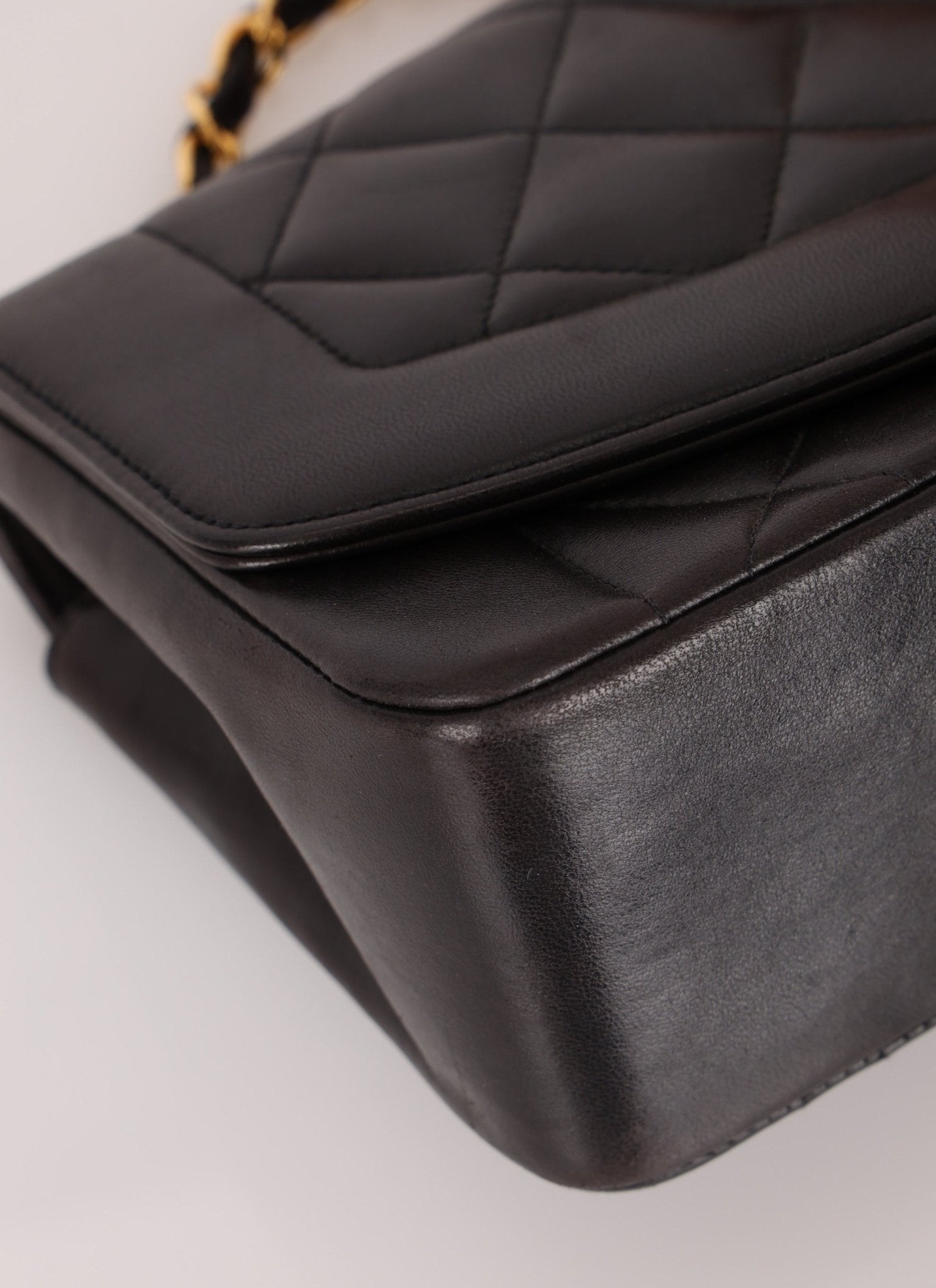 Chanel 1991 Lambskin Small Diana - FashioNica