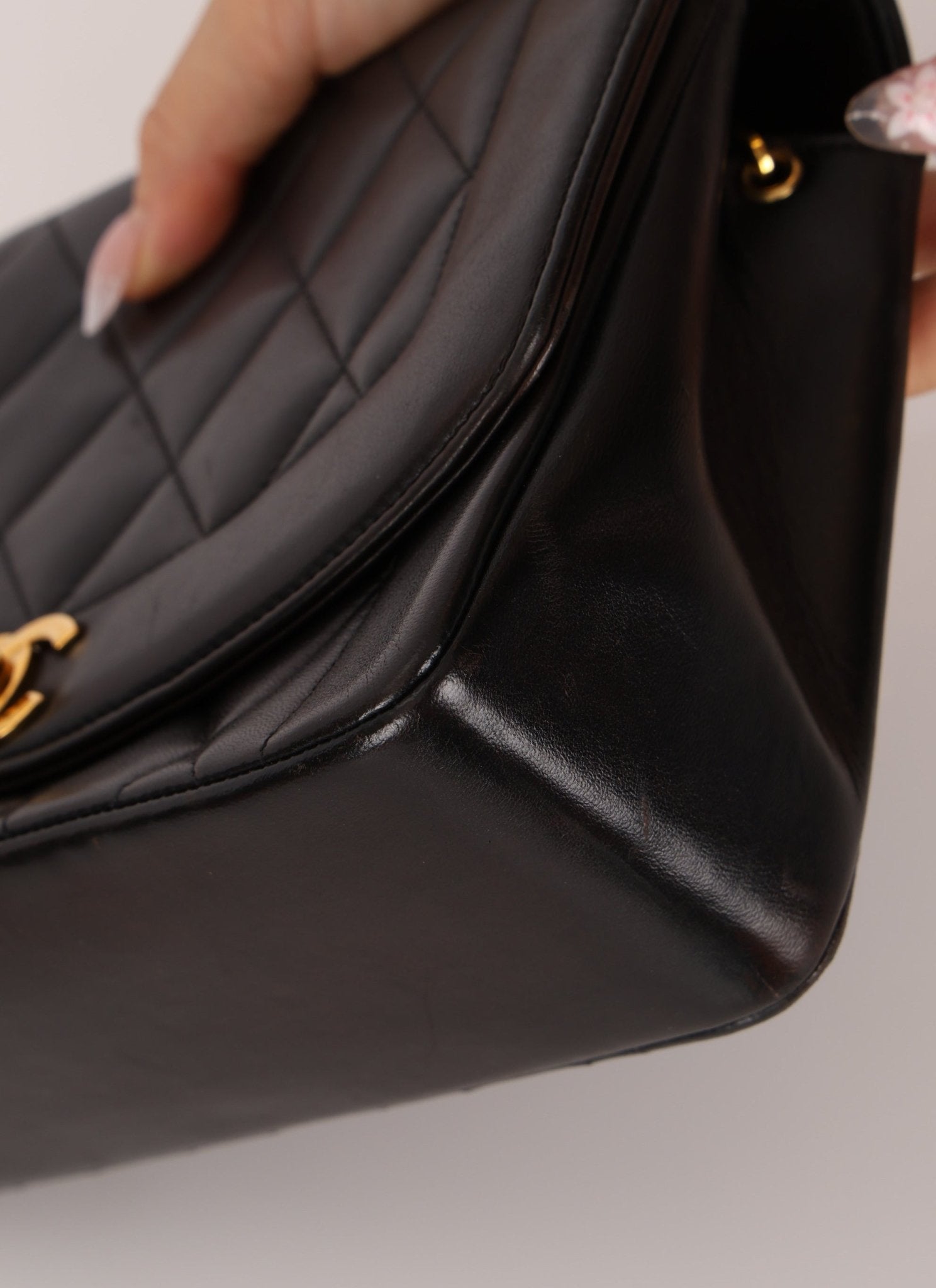 Chanel 1991 Lambskin Small Diana - FashioNica