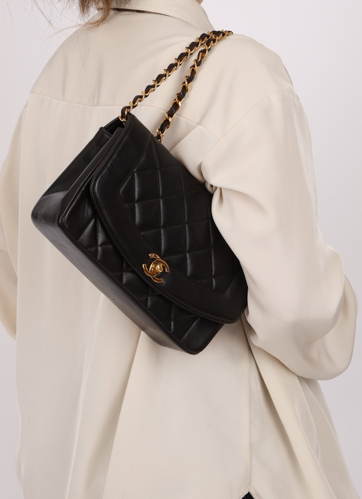 Chanel 1991 Lambskin Small Diana - FashioNica