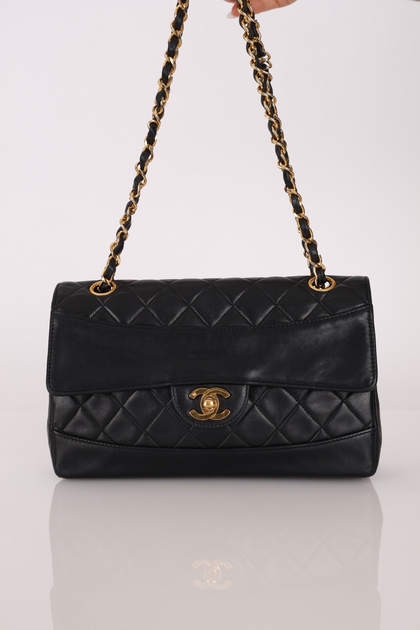 Chanel 1991 Lambskin Turnlock Single Flap 24k GP - FashioNica
