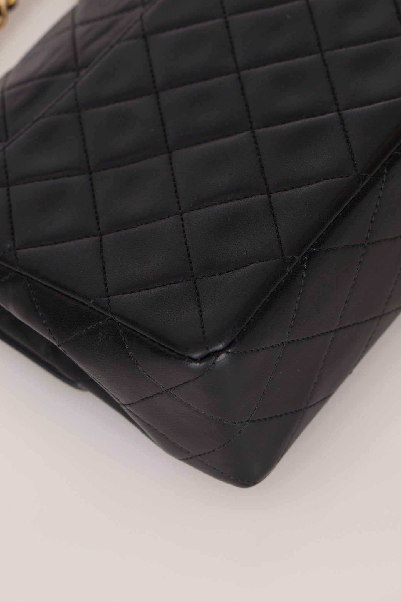 Chanel 1991 Lambskin Turnlock Single Flap 24k GP - FashioNica