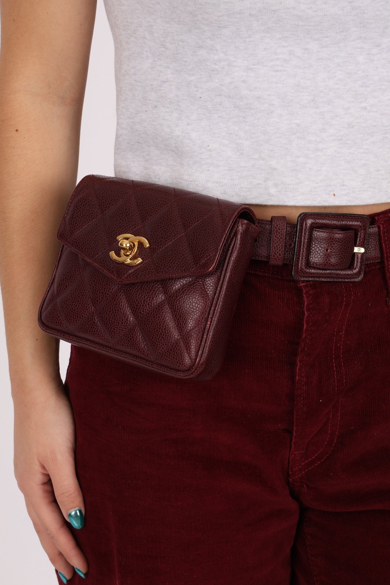 Chanel 1993 Bordeaux Caviar Envelope Turnlock Waist Bag 24K GP - FashioNica