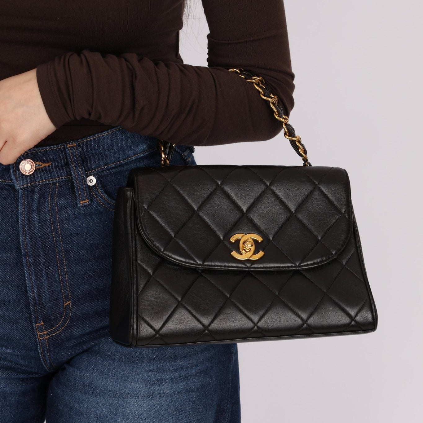 Chanel 1993 Lambskin Kelly Turnlock Top Handle 24 KGP - FashioNica