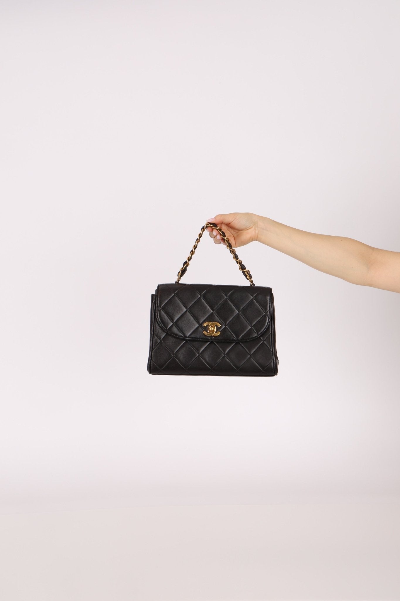 Chanel 1993 Lambskin Kelly Turnlock Top Handle 24 KGP - FashioNica