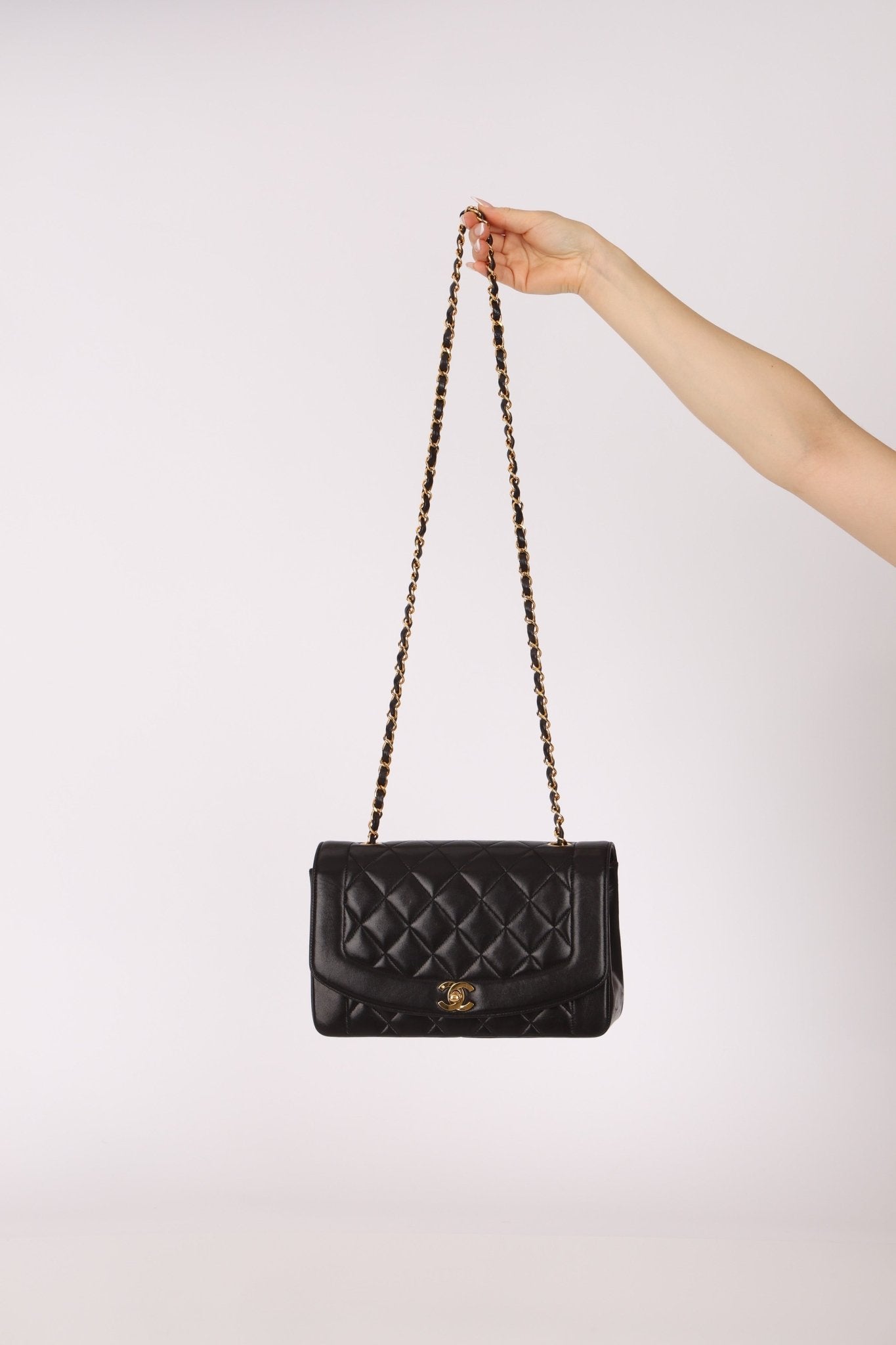 Chanel 1993 Lambskin Medium Diana Flap 24K GP - FashioNica