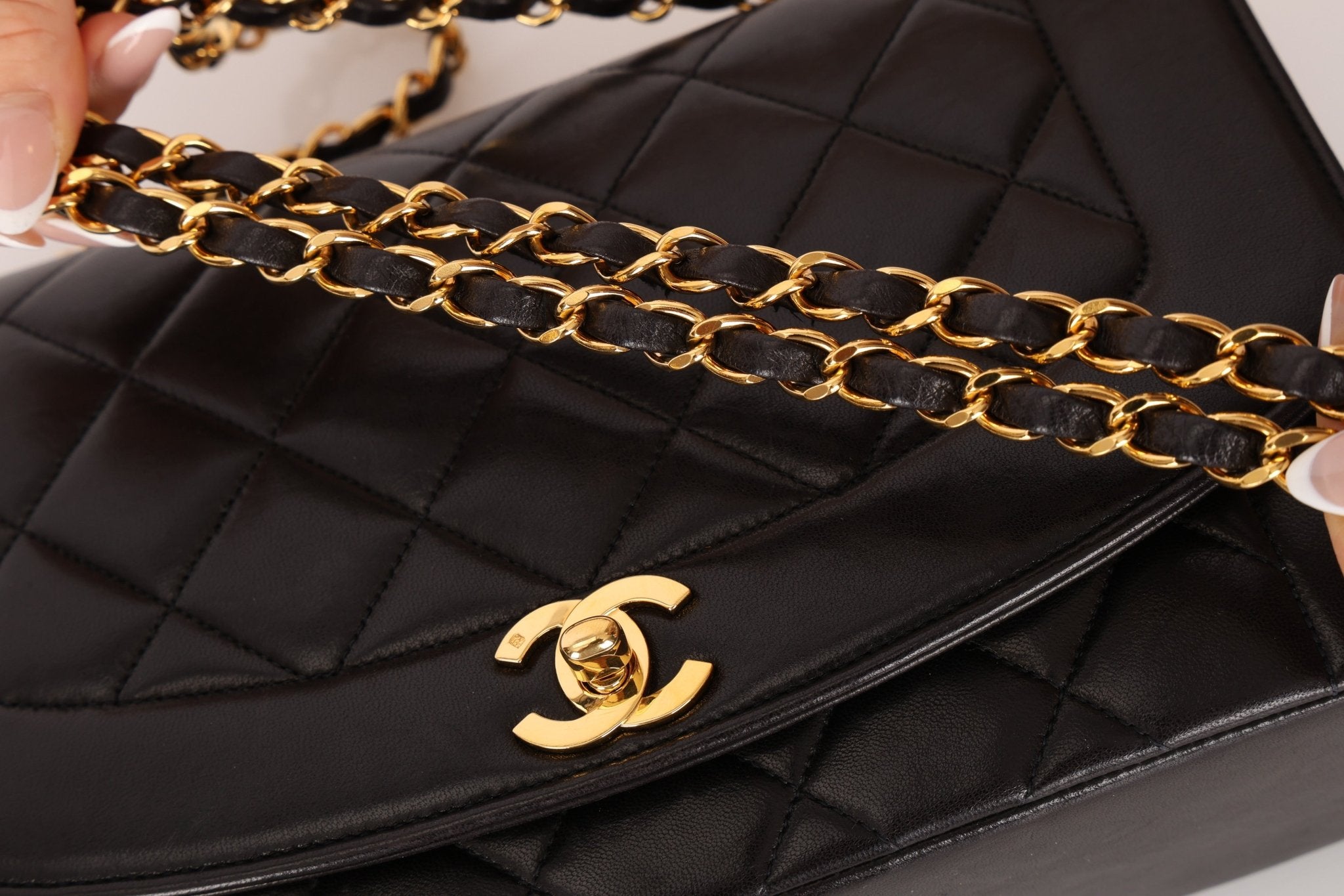 Chanel 1993 Lambskin Medium Diana Flap 24K GP - FashioNica