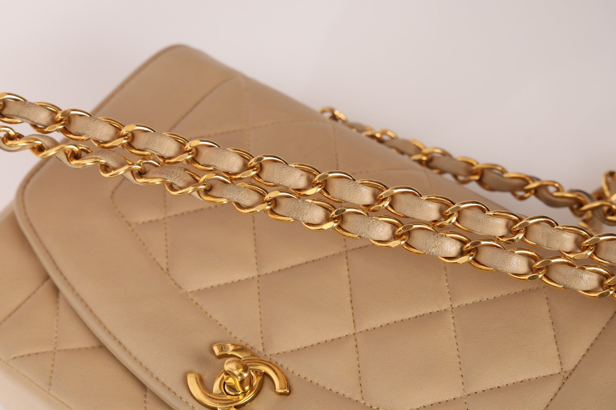 Chanel 1994 Beige Lambskin Small Diana - FashioNica