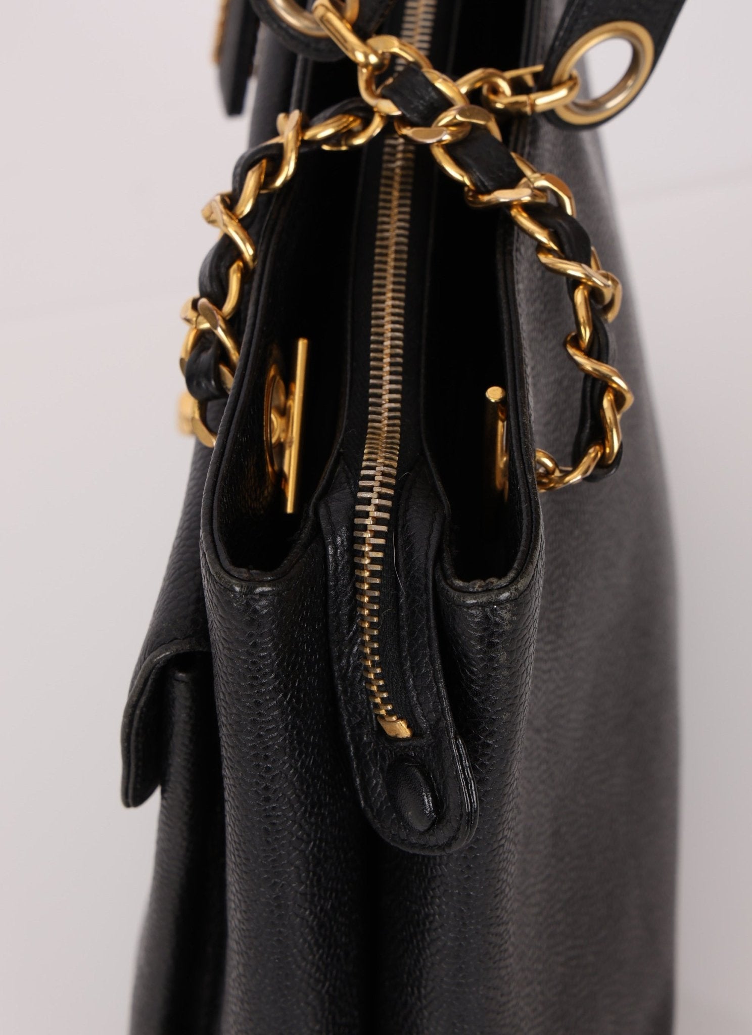 Chanel 1994 Caviar Turnlock Pocket Tote - FashioNica