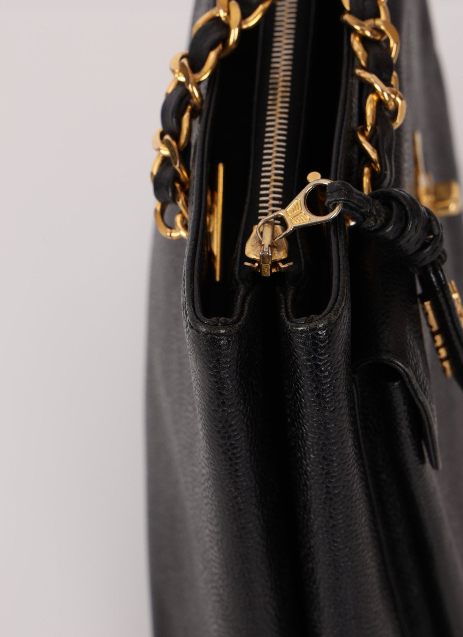 Chanel 1994 Caviar Turnlock Pocket Tote - FashioNica