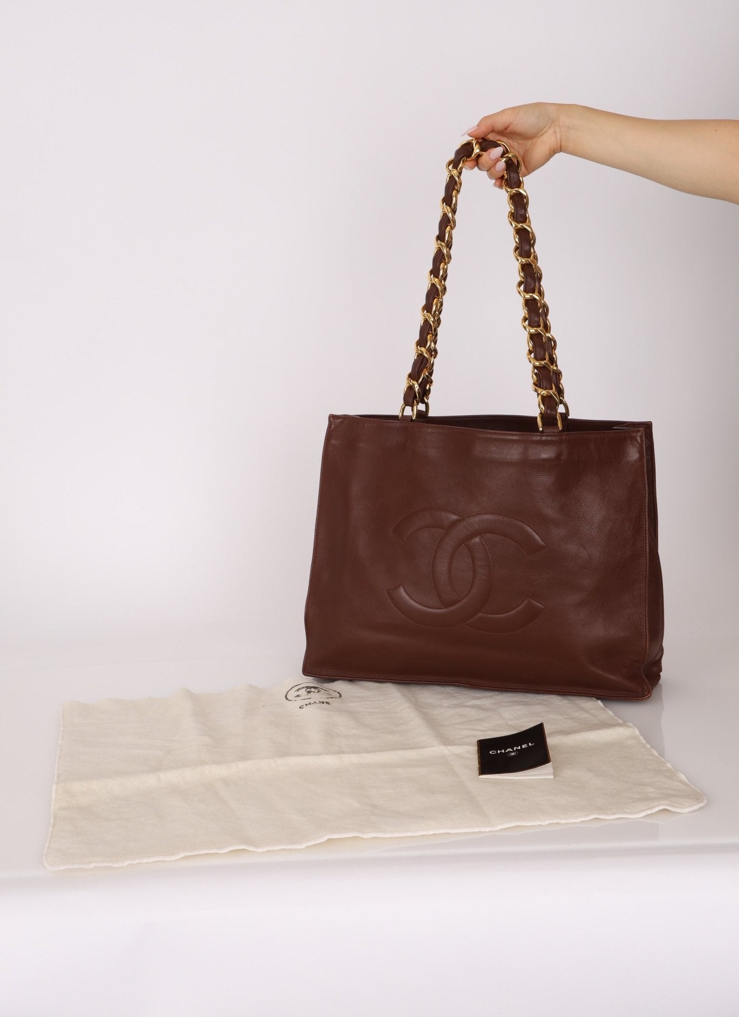 Chanel 1994 Chocolate Calfskin Chunky Chain Tote - FashioNica
