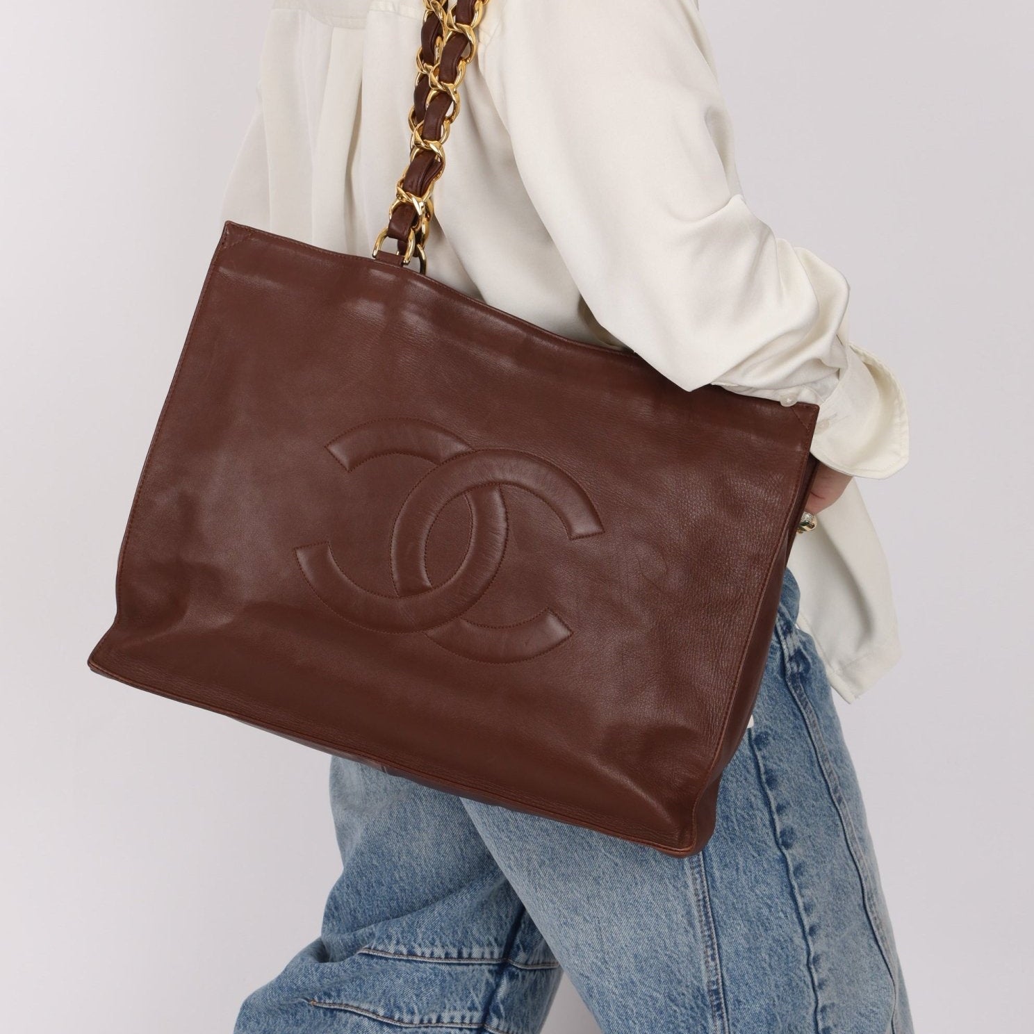 Chanel 1994 Chocolate Calfskin Chunky Chain Tote - FashioNica