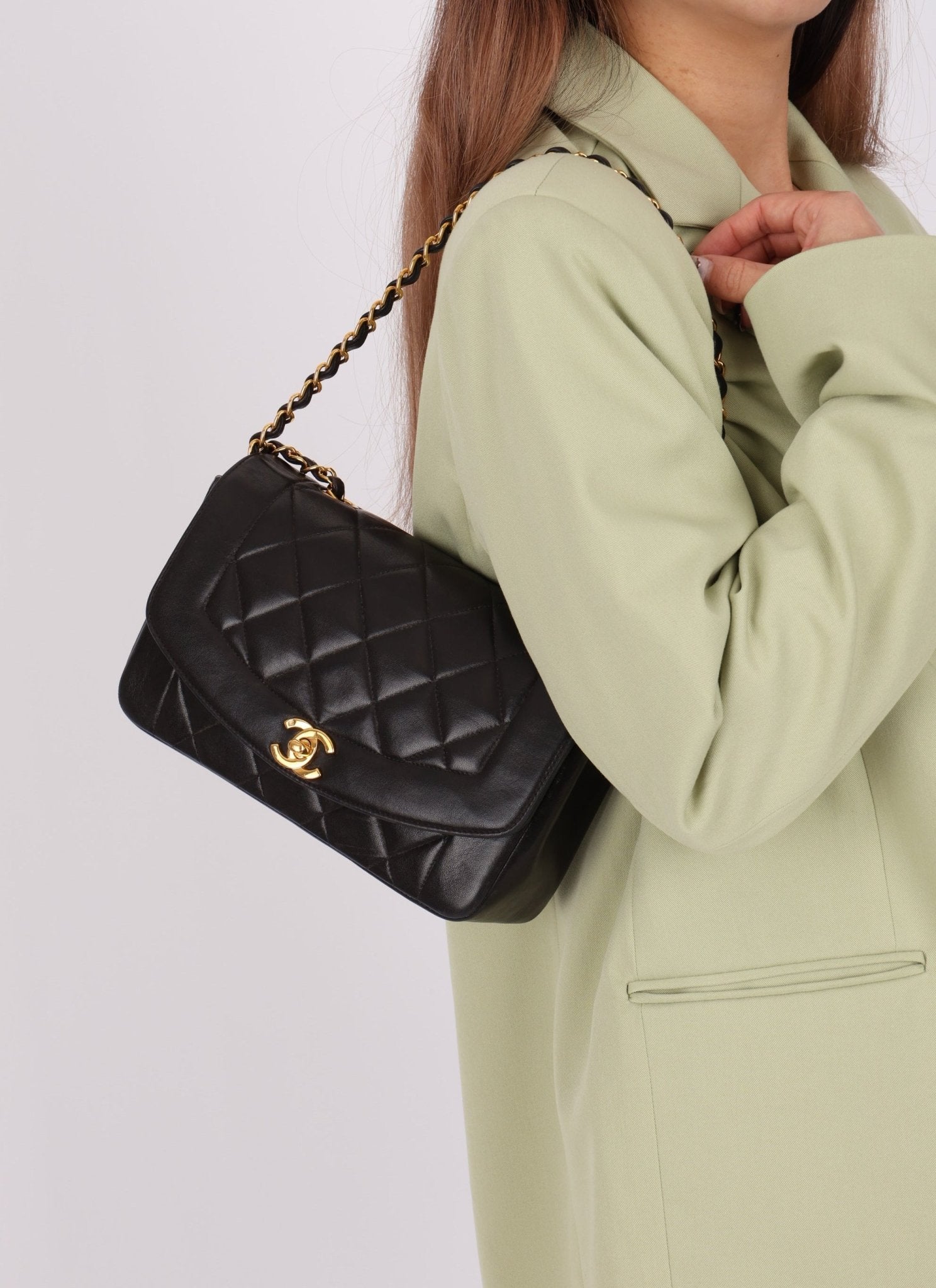 Chanel 1994 Lambskin Small Diana - FashioNica