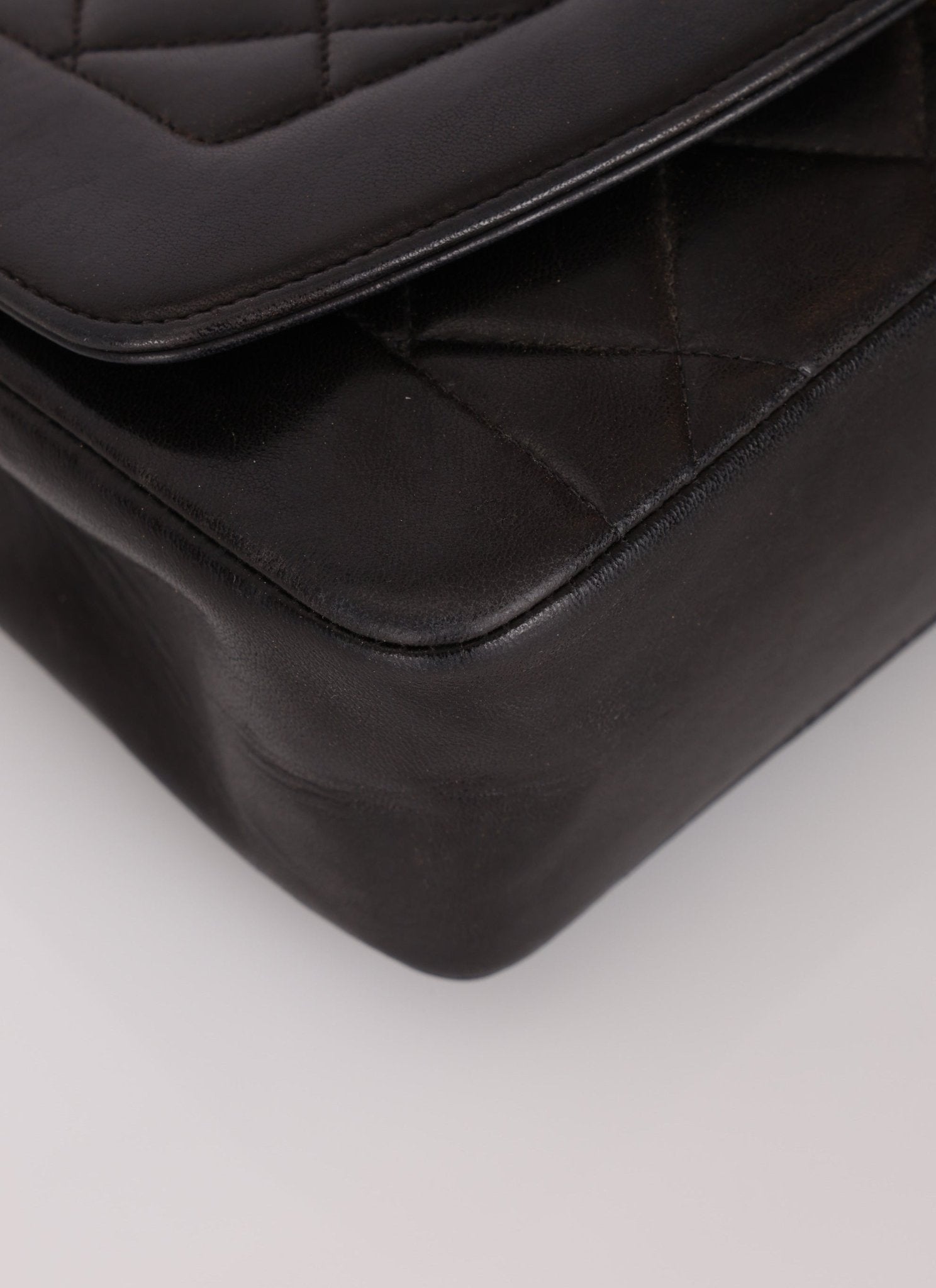 Chanel 1994 Lambskin Small Diana - FashioNica