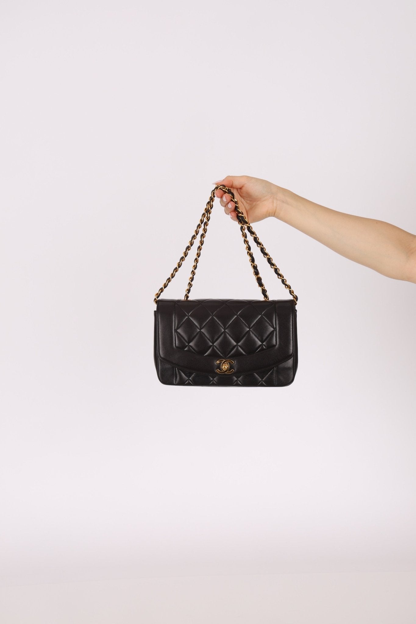 Chanel 1994 Lambskin Small Diana - FashioNica