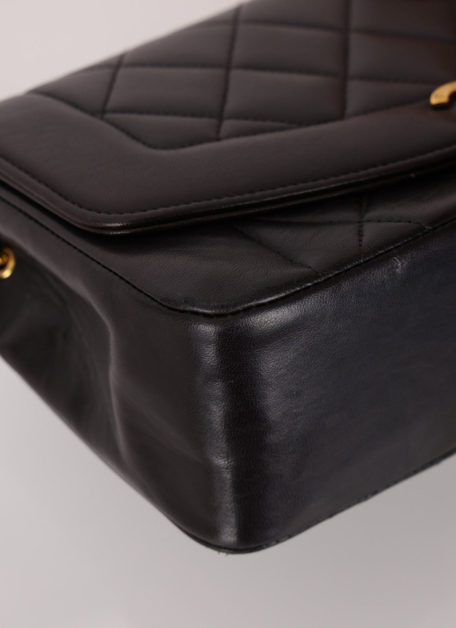 Chanel 1994 Lambskin Small Diana - FashioNica