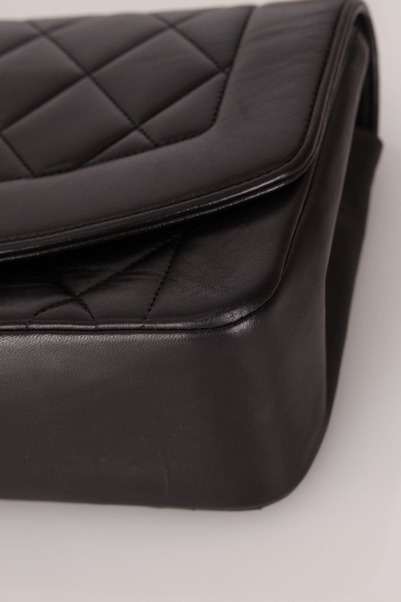 Chanel 1994 Lambskin Small Diana - FashioNica