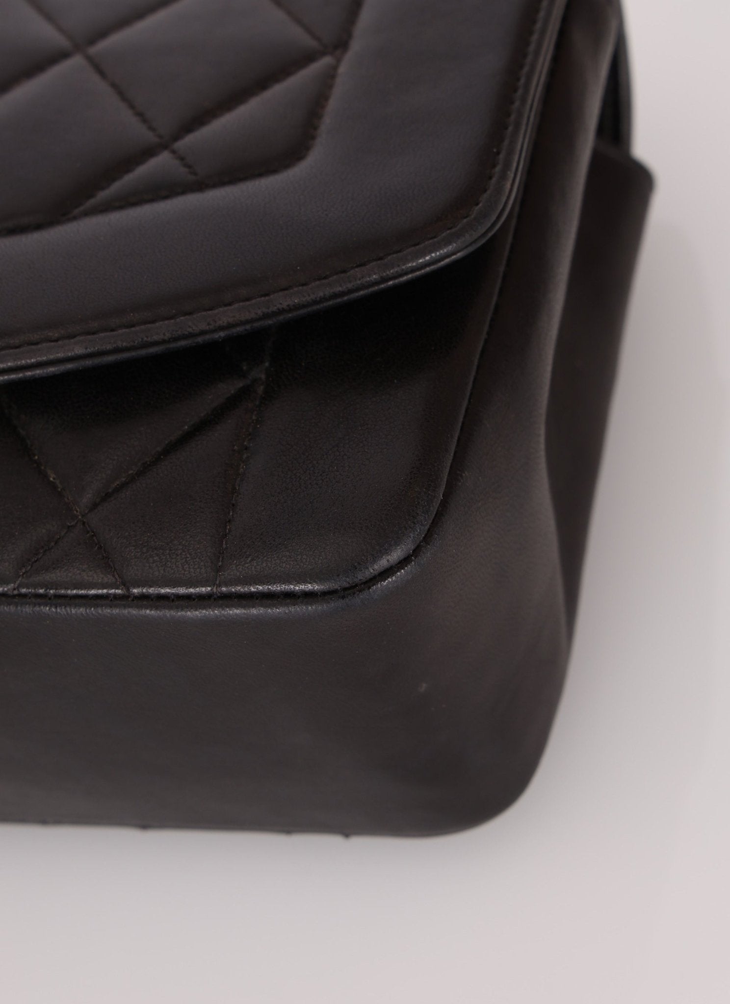 Chanel 1994 Lambskin Small Diana - FashioNica