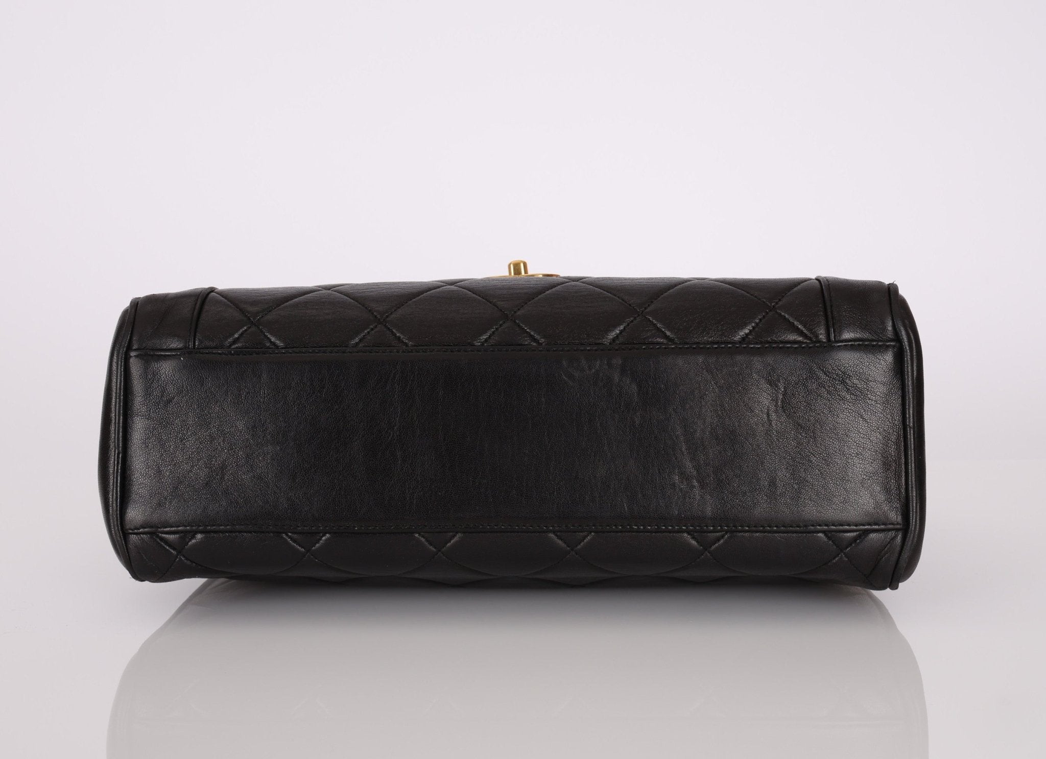 Chanel 1994 Lambskin Turnlock Top Handle Kelly - FashioNica