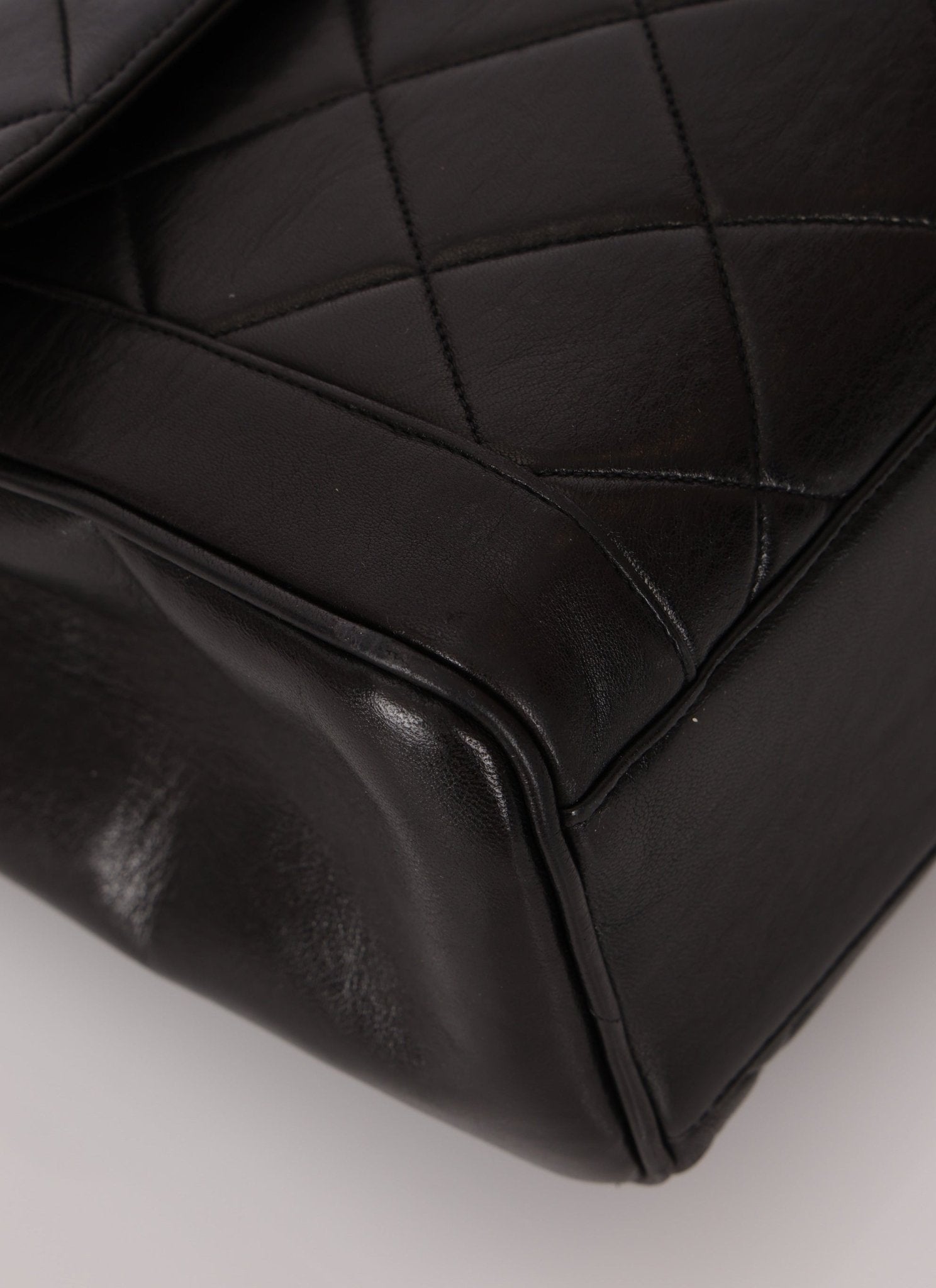 Chanel 1994 Lambskin Turnlock Top Handle Kelly - FashioNica