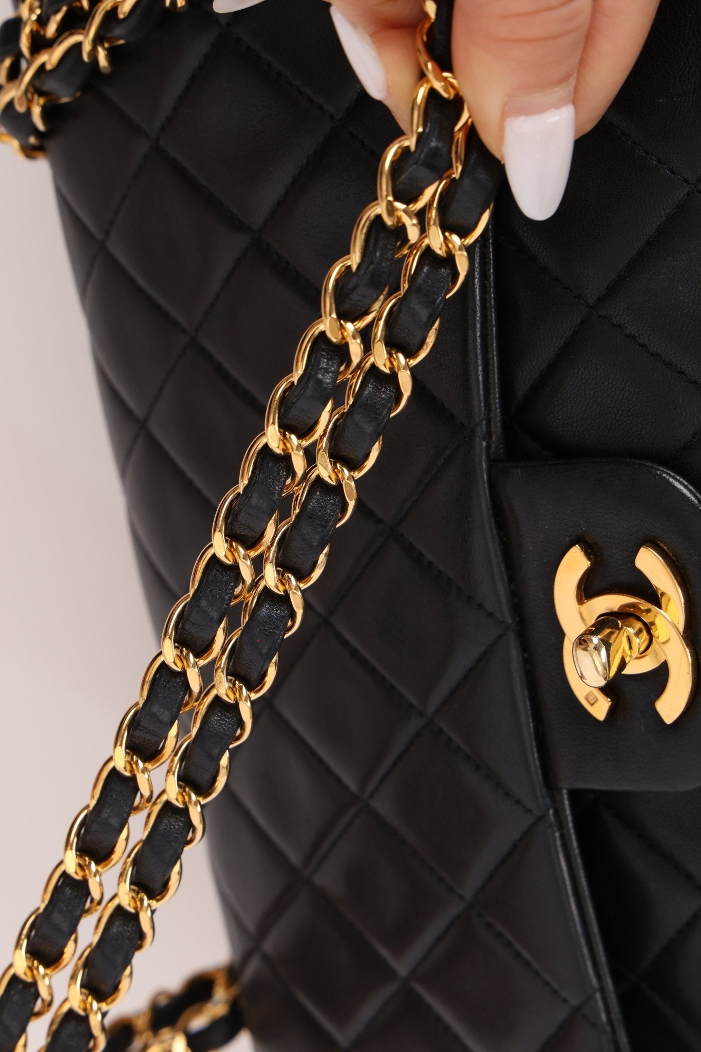 Chanel 1995 Lambskin Classic Medium Double Flap 24K GP - FashioNica