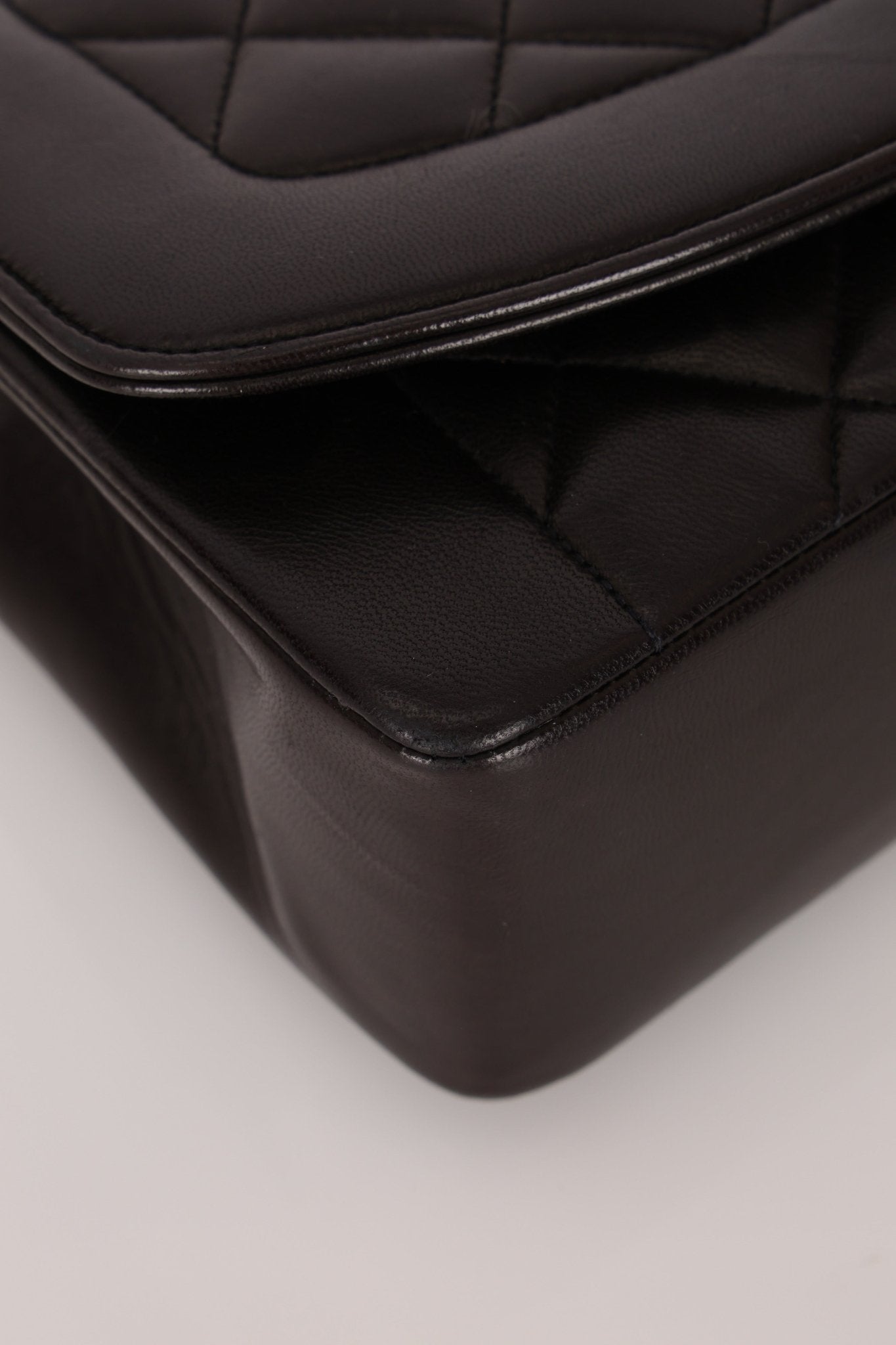 Chanel 1995 Lambskin Medium Diana Flap 24K GP - FashioNica