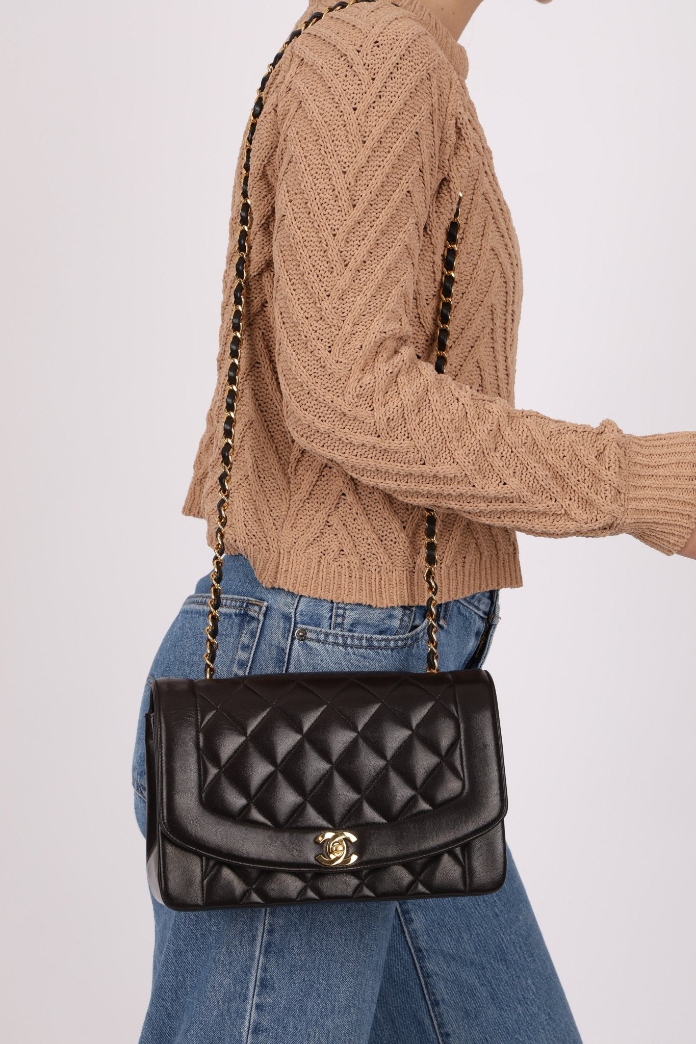 Chanel 1995 Lambskin Medium Diana Flap 24K GP - FashioNica