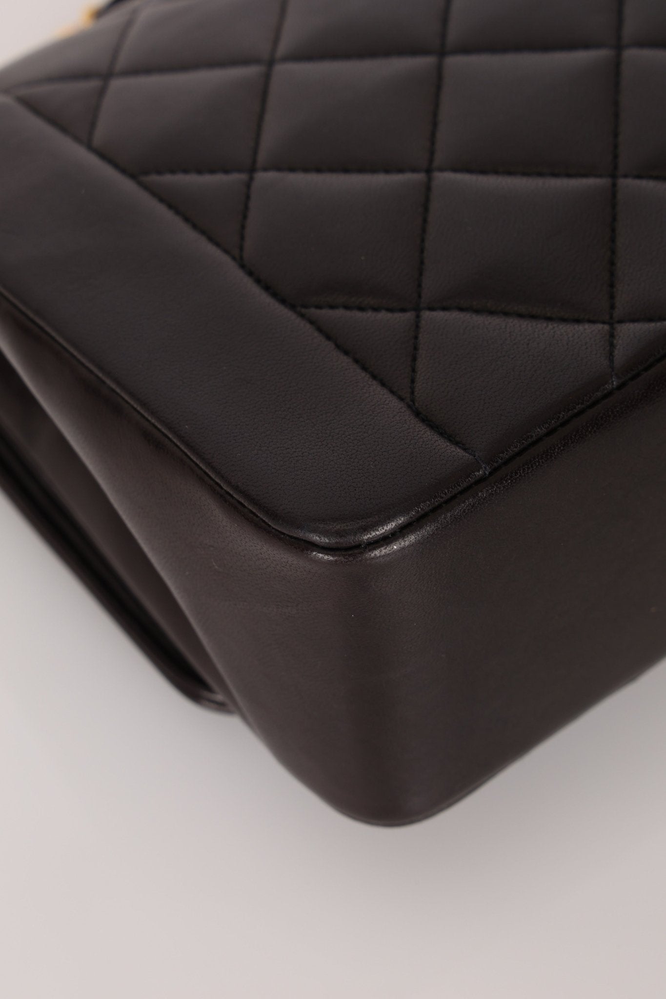 Chanel 1995 Lambskin Medium Diana Flap 24K GP - FashioNica