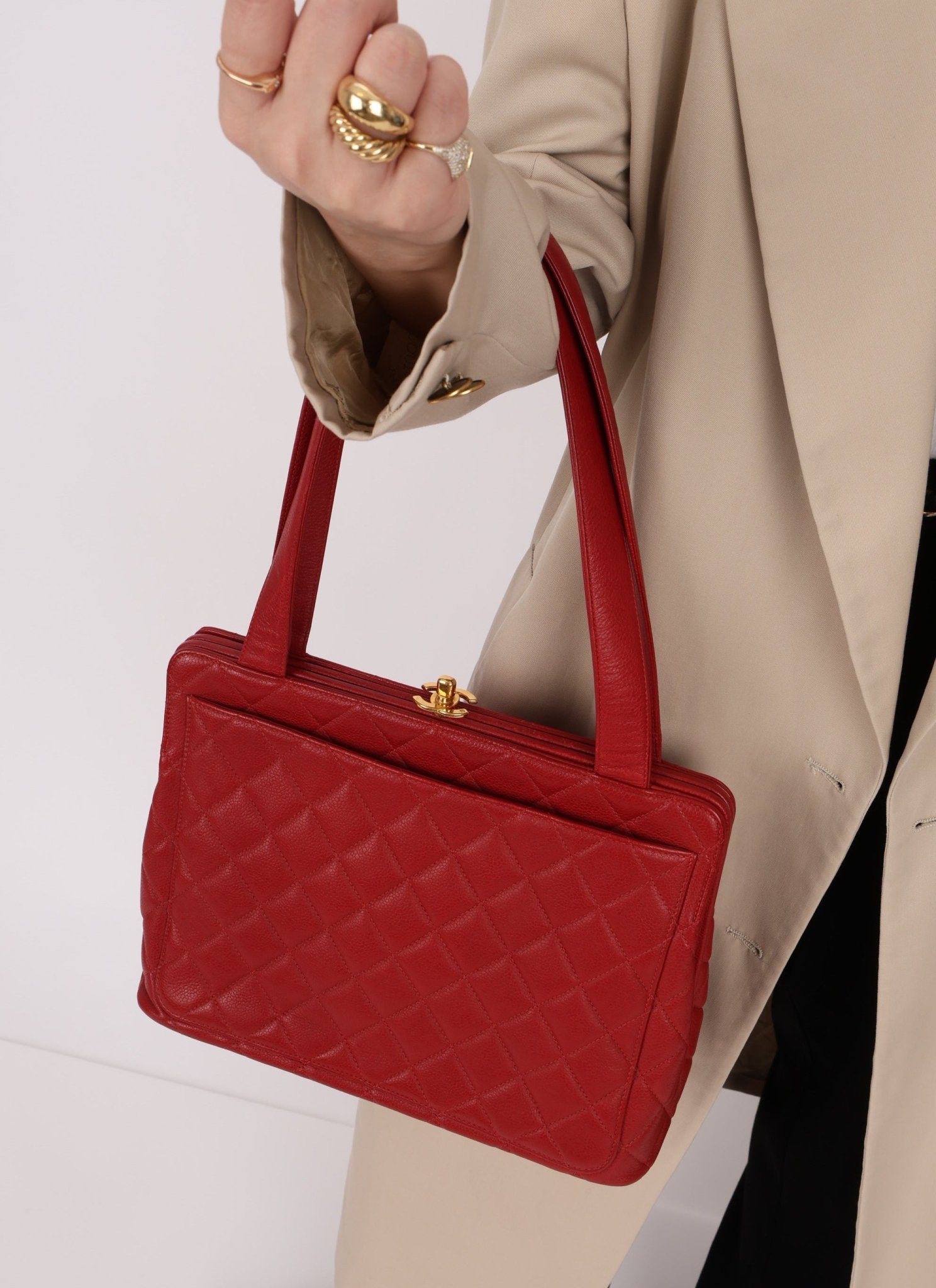 Chanel 1996 Bordeaux Caviar Turnlock Kisslock Tote - FashioNica