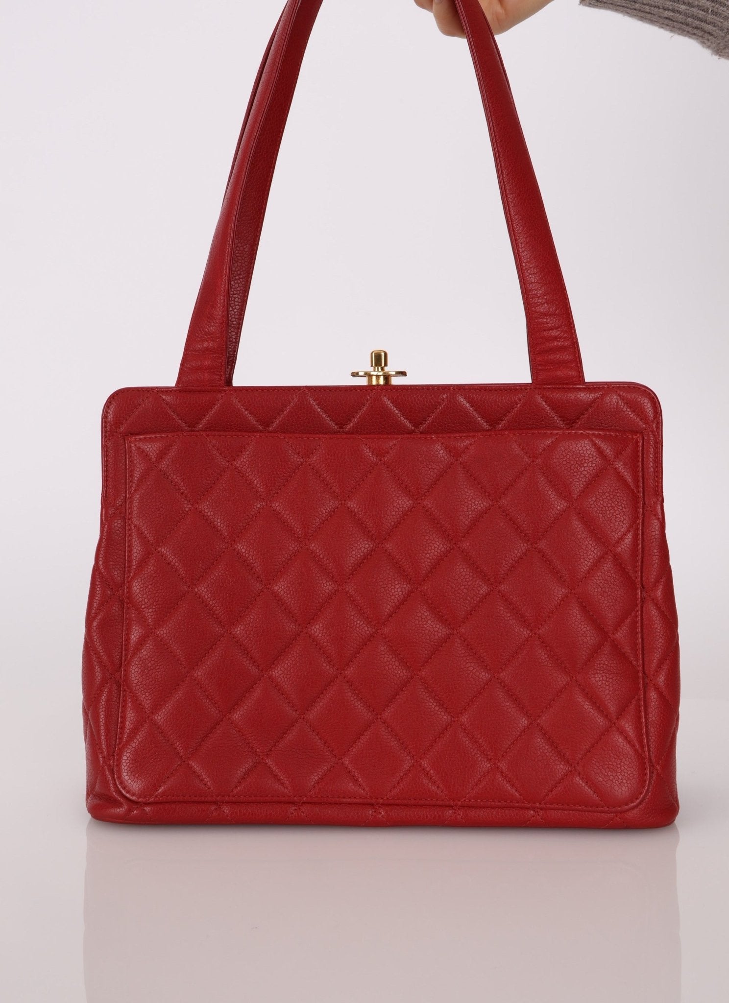 Chanel 1996 Bordeaux Caviar Turnlock Kisslock Tote - FashioNica