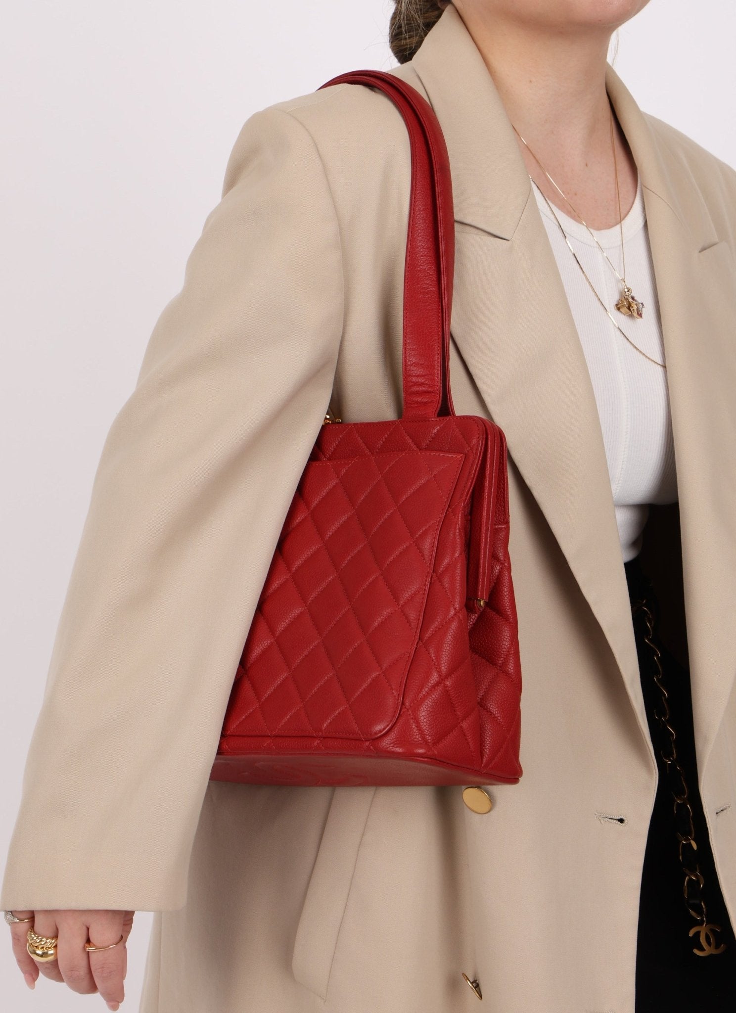 Chanel 1996 Bordeaux Caviar Turnlock Kisslock Tote - FashioNica