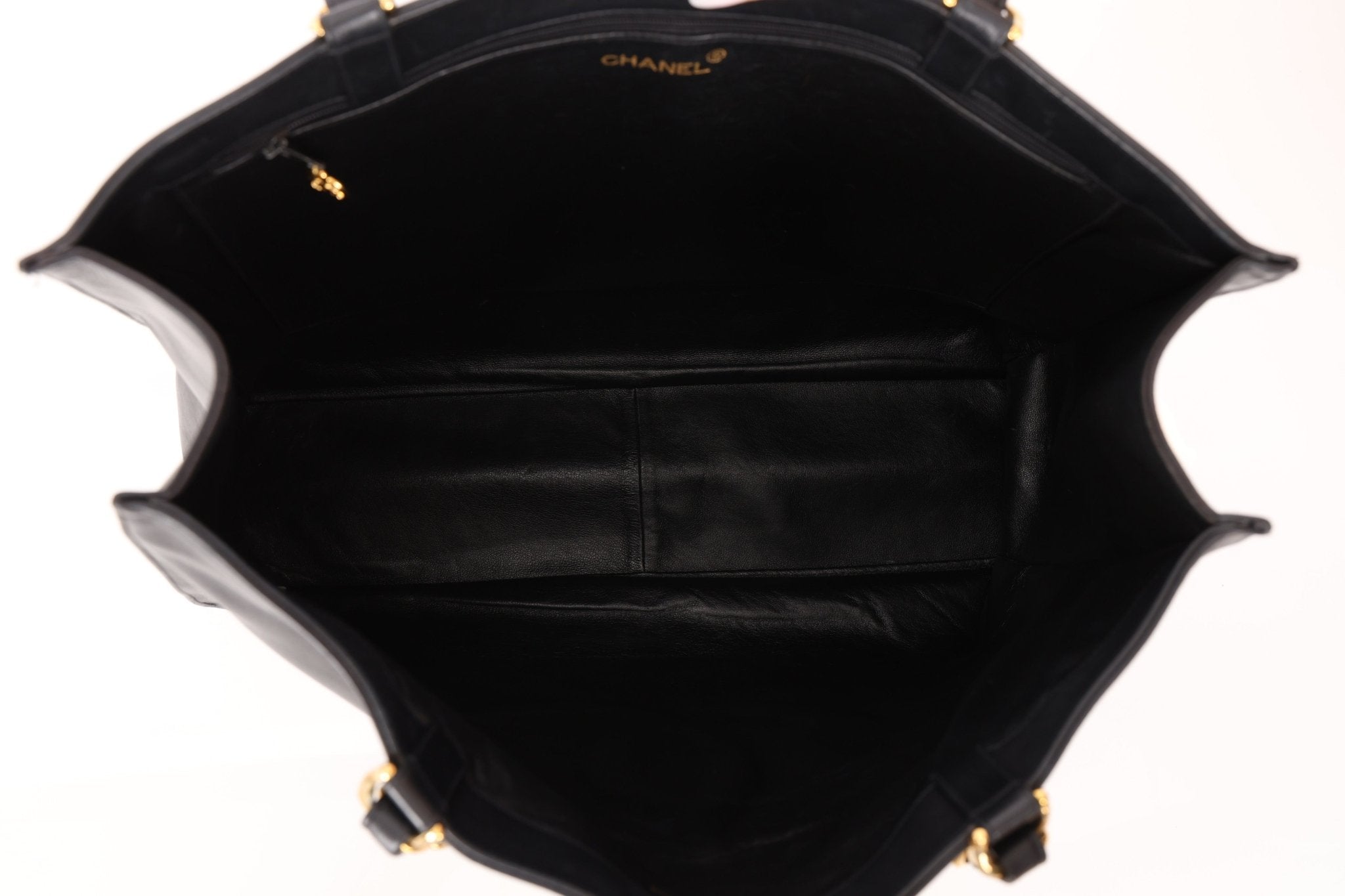 Chanel 1996 Calfskin Chunky Chain Tote 24K GP - FashioNica