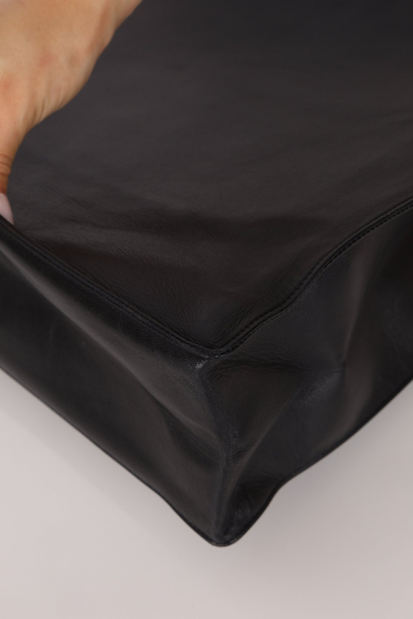 Chanel 1996 Calfskin Chunky Chain Tote 24K GP - FashioNica