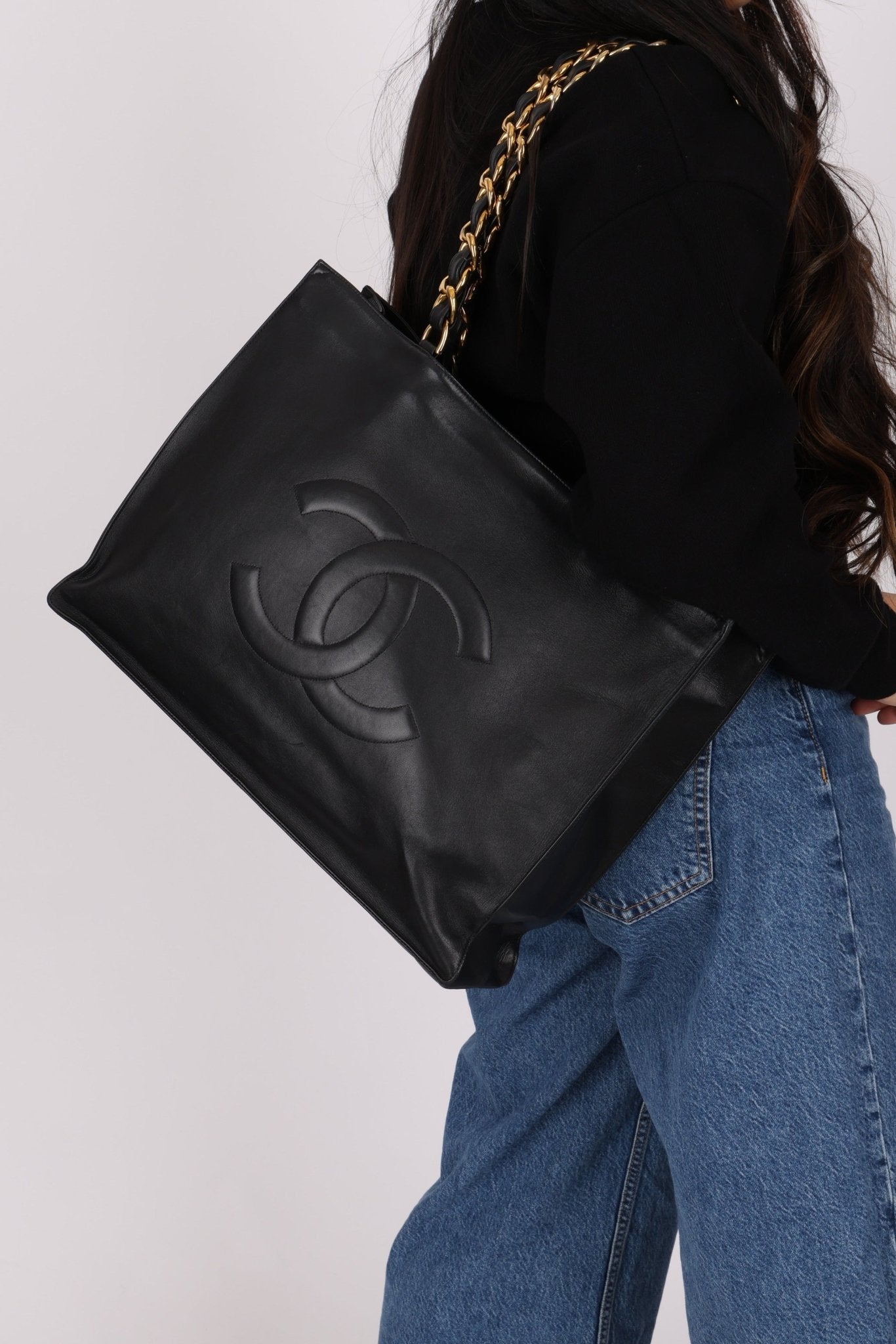 Chanel 1996 Calfskin Chunky Chain Tote 24K GP - FashioNica