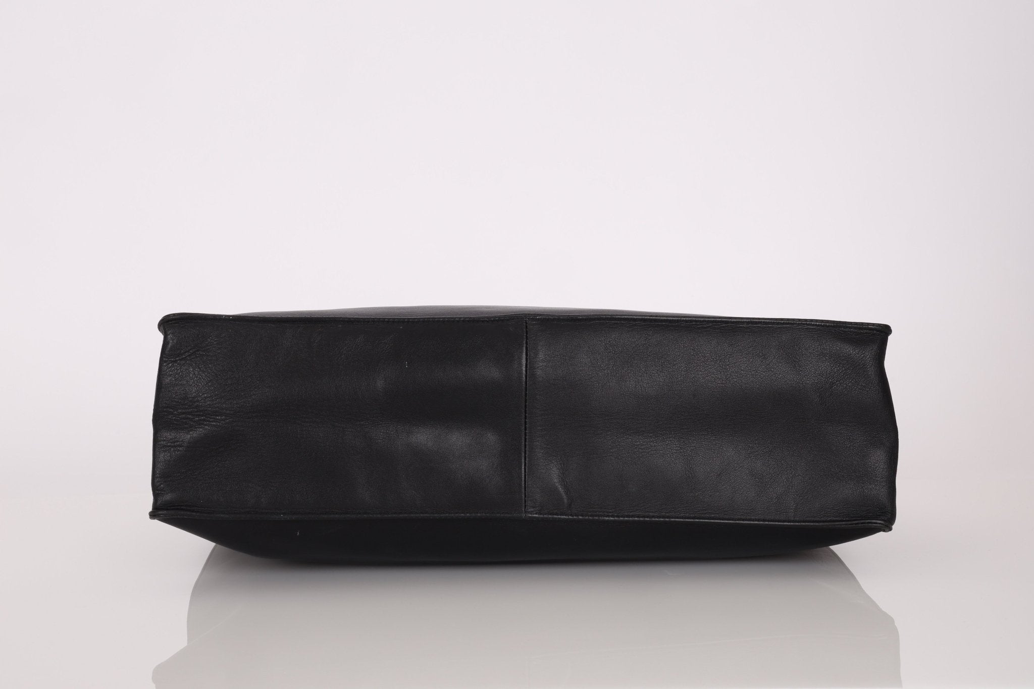 Chanel 1996 Calfskin Timeless Chunky Chain XL Tote 24K GP - FashioNica