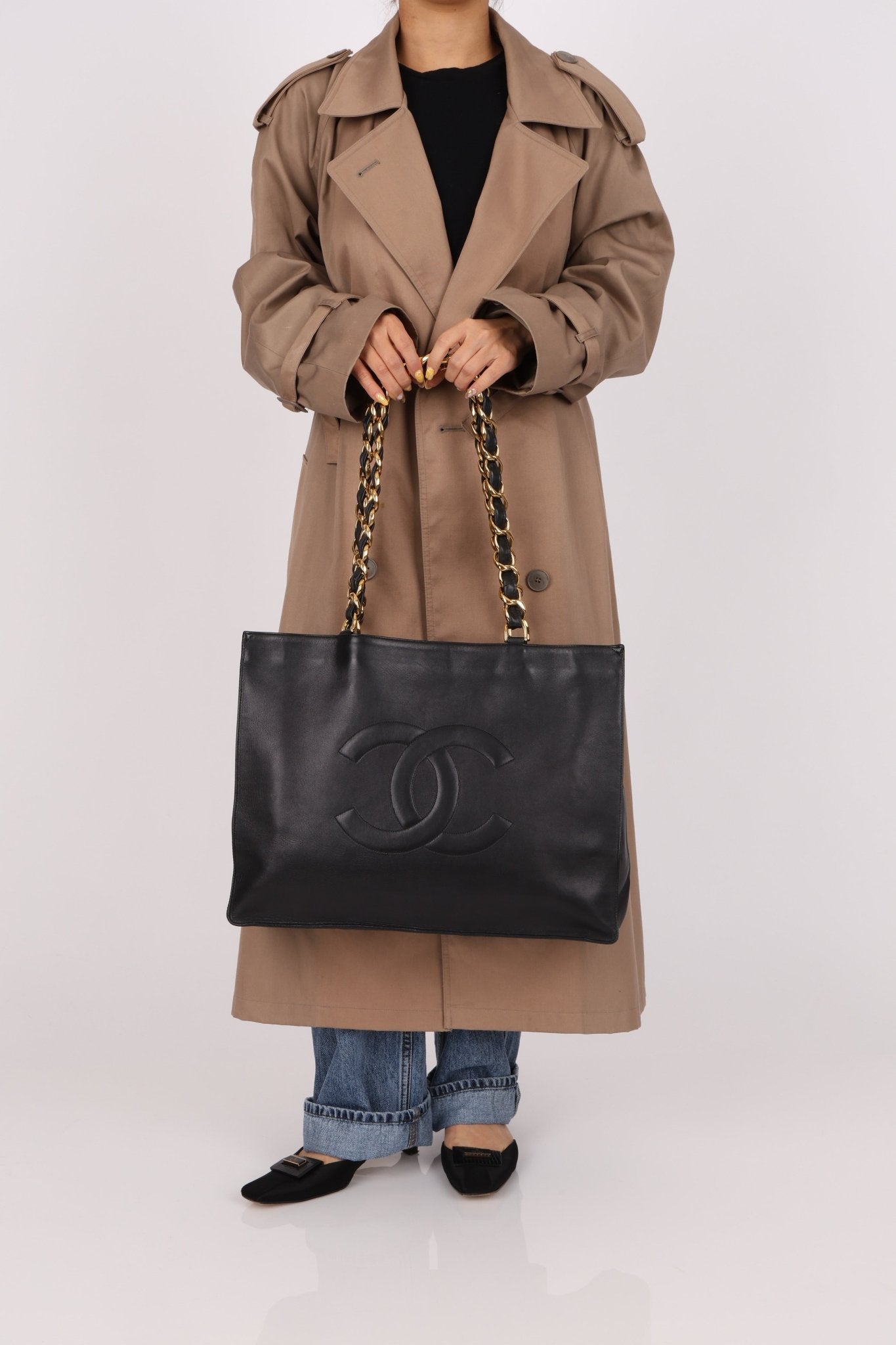 Chanel 1996 Calfskin Timeless Chunky Chain XL Tote 24K GP - FashioNica